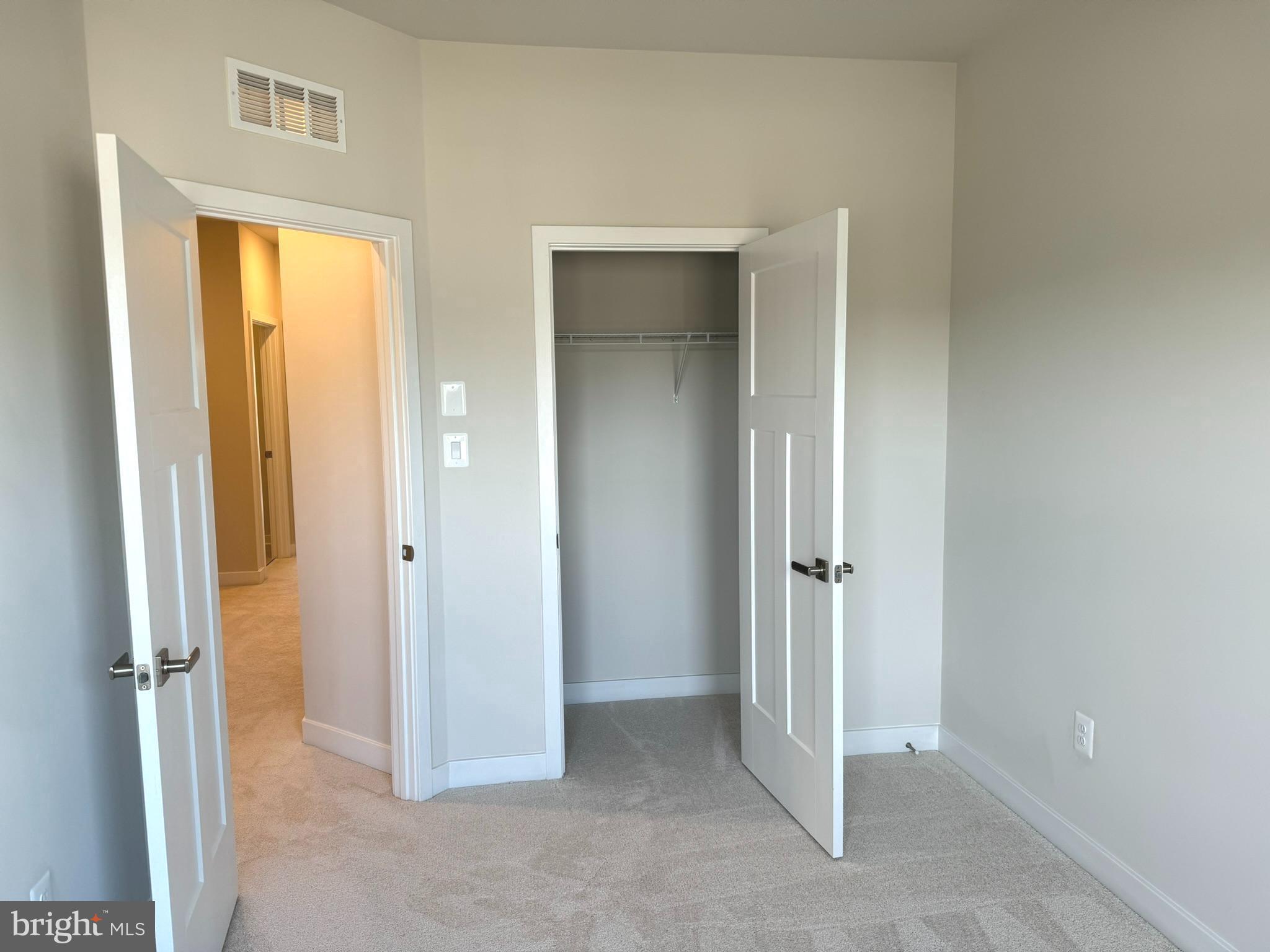 LAKE LINGANORE - Residential Lease