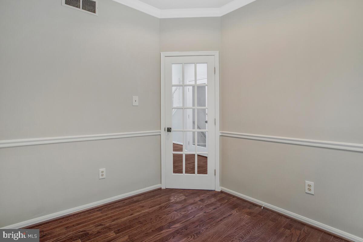 LYONSWOOD - Residential Lease