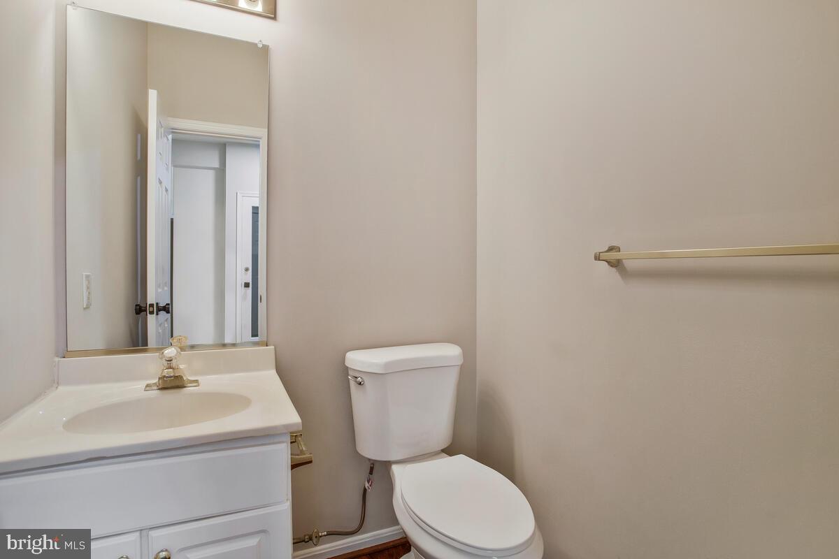 LYONSWOOD - Residential Lease