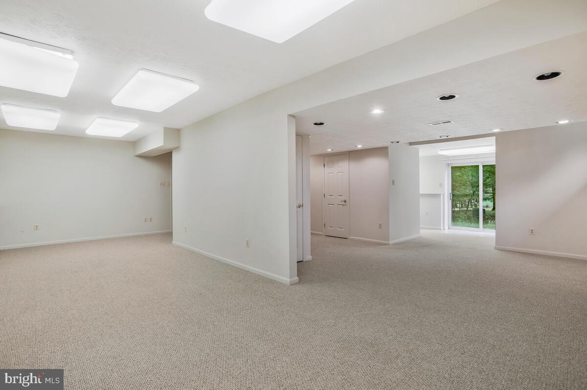 LYONSWOOD - Residential Lease