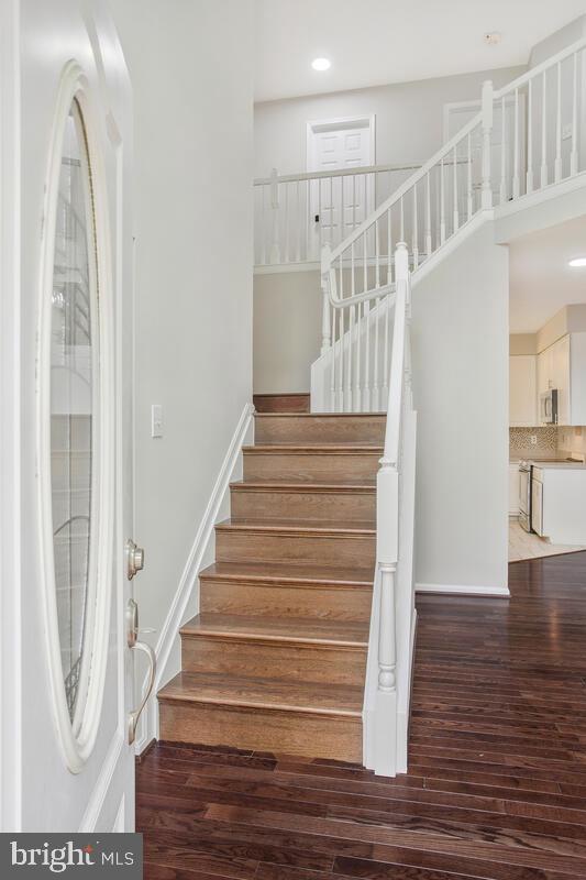 LYONSWOOD - Residential Lease