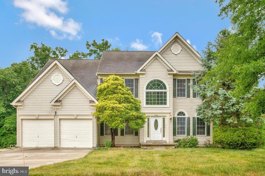 This spacious single family home is move in ready! Complete with a dining room, open kitchen, living room and a sunroom on the main level. Upstairs you'll find 3 spacious bedrooms, hall bath and a large owner's suite with a walk-in closet and it's own bathroom with soak-in tub and a standing shower. The basement is fully finished with plenty of room for additional entertainment. Updates include fresh paint, brand new wood floors, and stainless steel appliances.  Schedule a showing today!