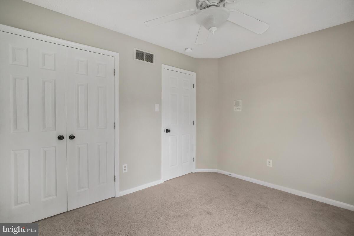 LYONSWOOD - Residential Lease