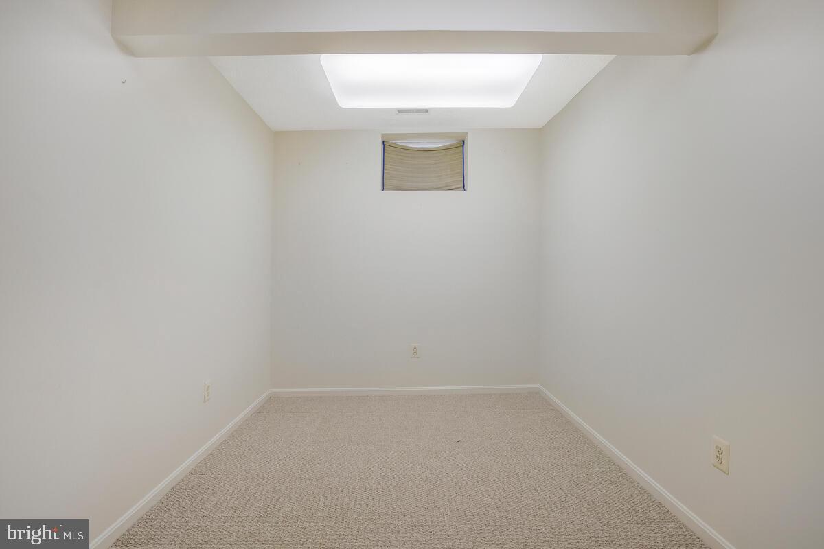 LYONSWOOD - Residential Lease