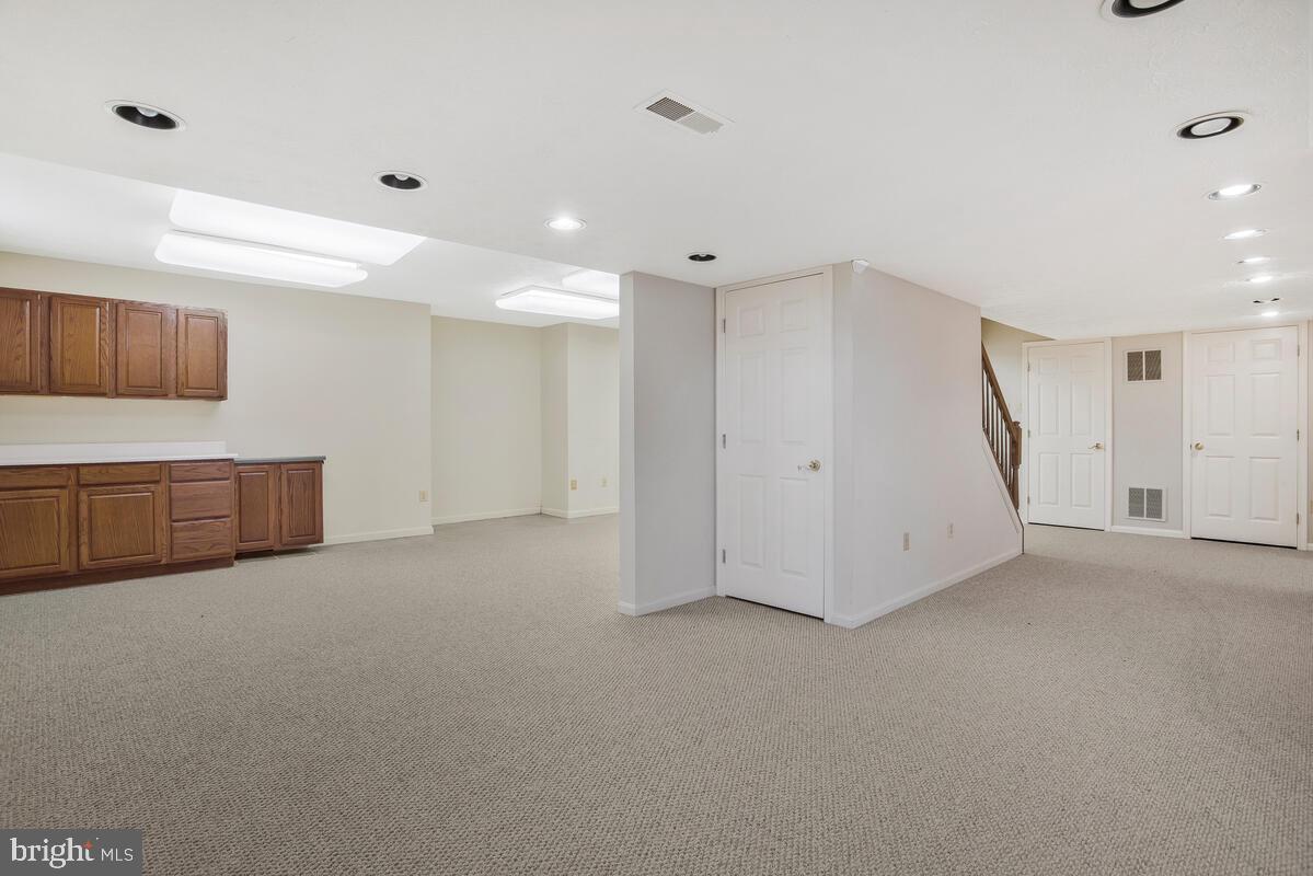 LYONSWOOD - Residential Lease