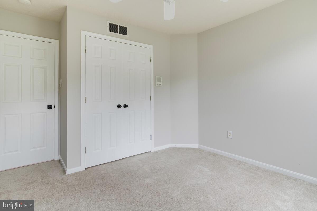 LYONSWOOD - Residential Lease