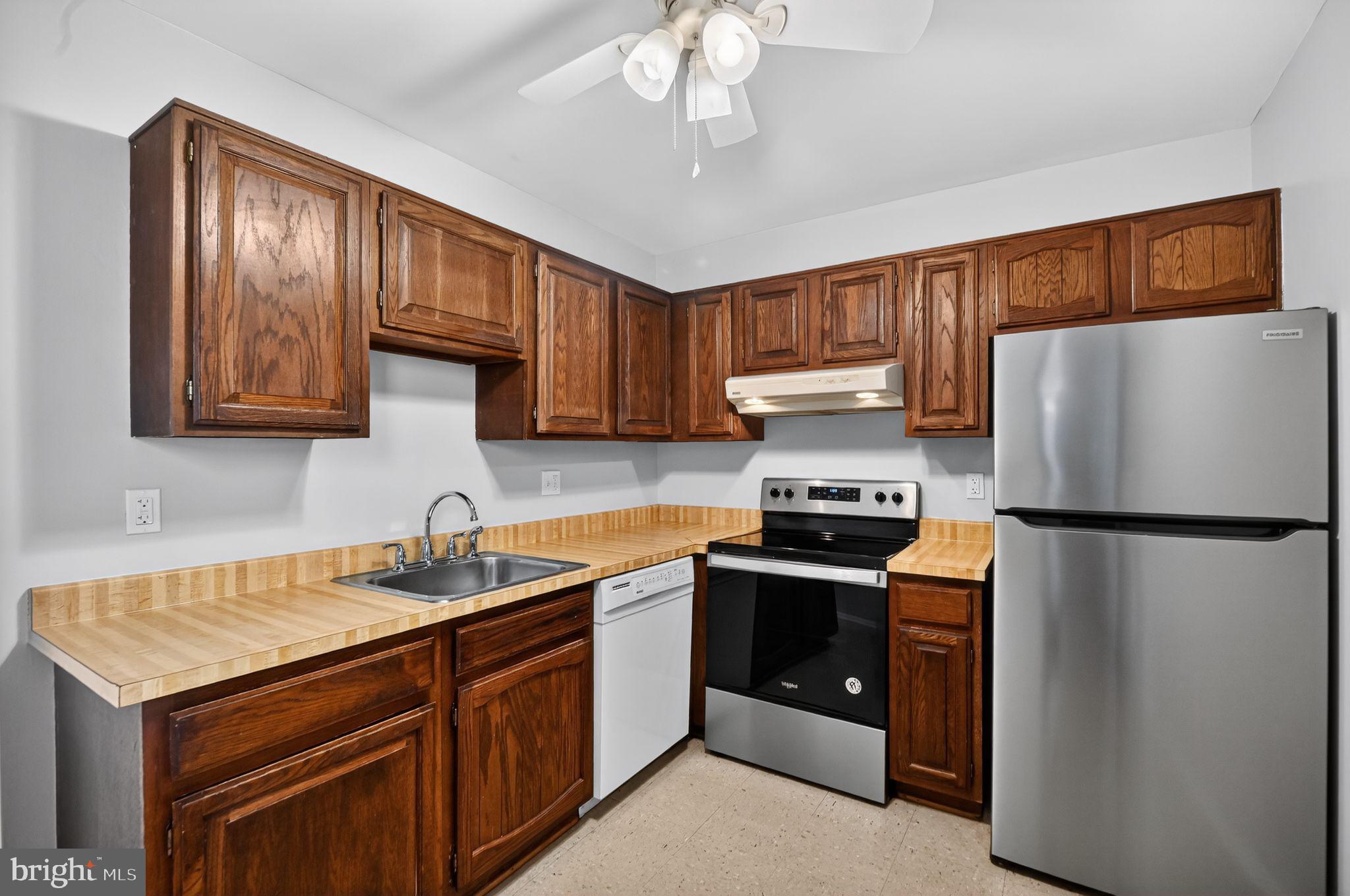 MOSBYS LANDING - Residential