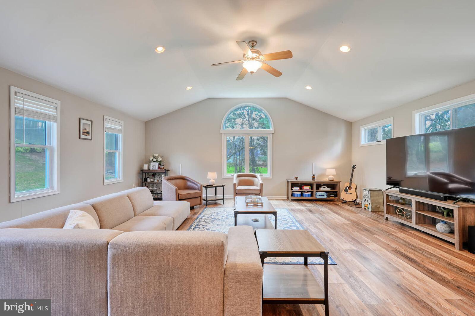 FOLLY FARMS - Residential