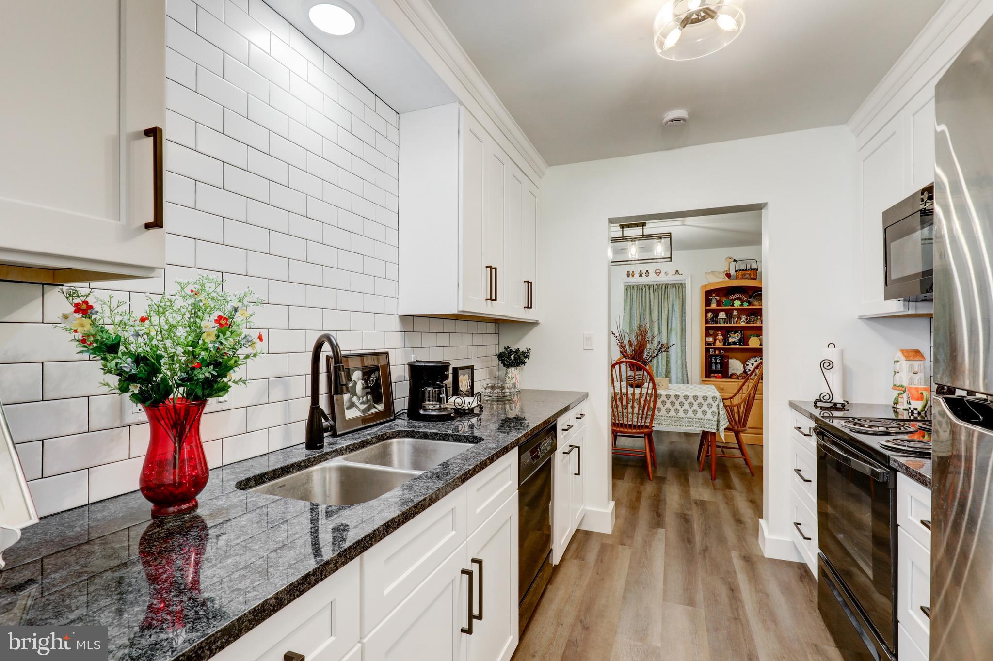 ASHLEA VILLAGE - Residential