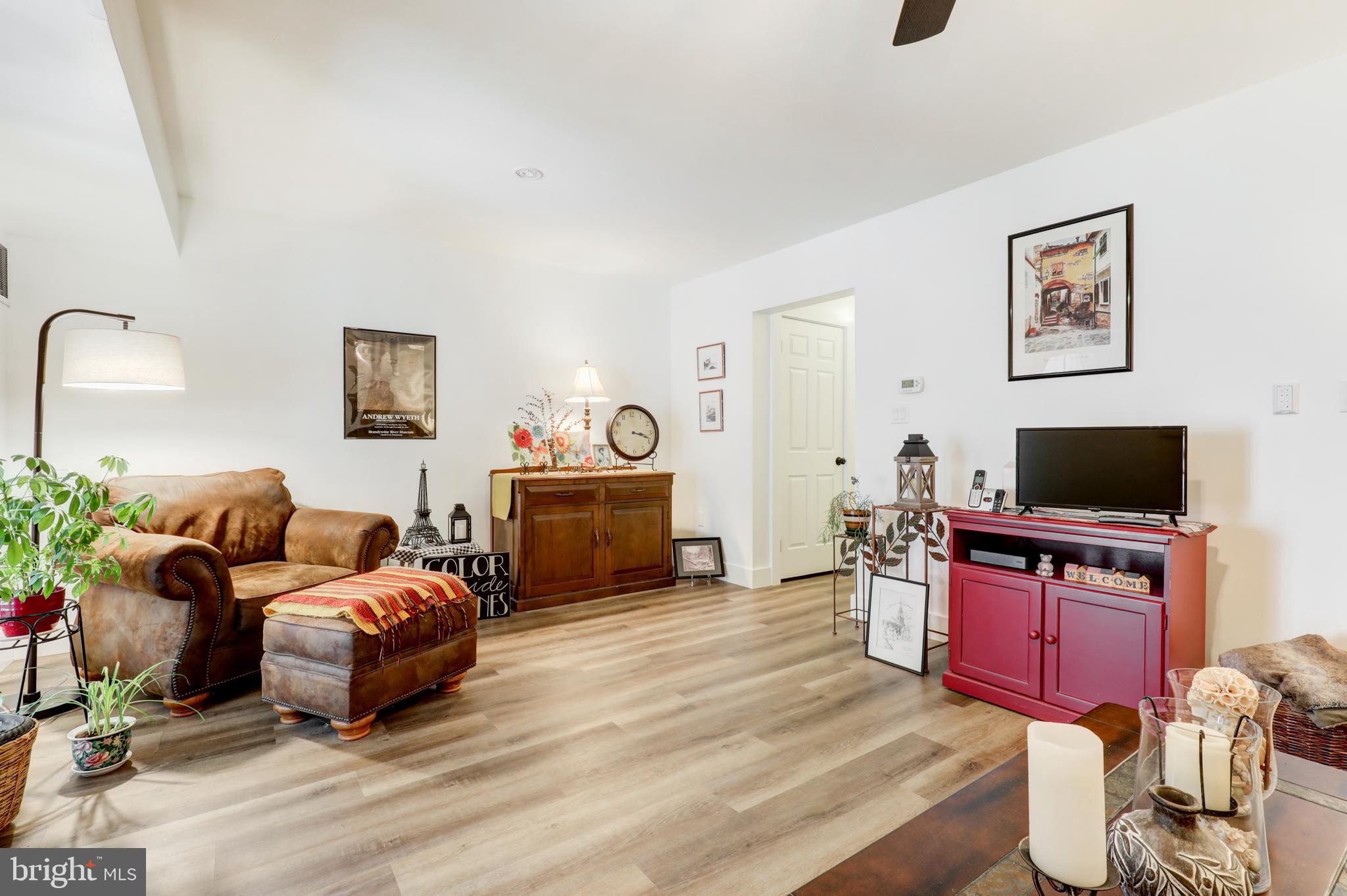 ASHLEA VILLAGE - Residential