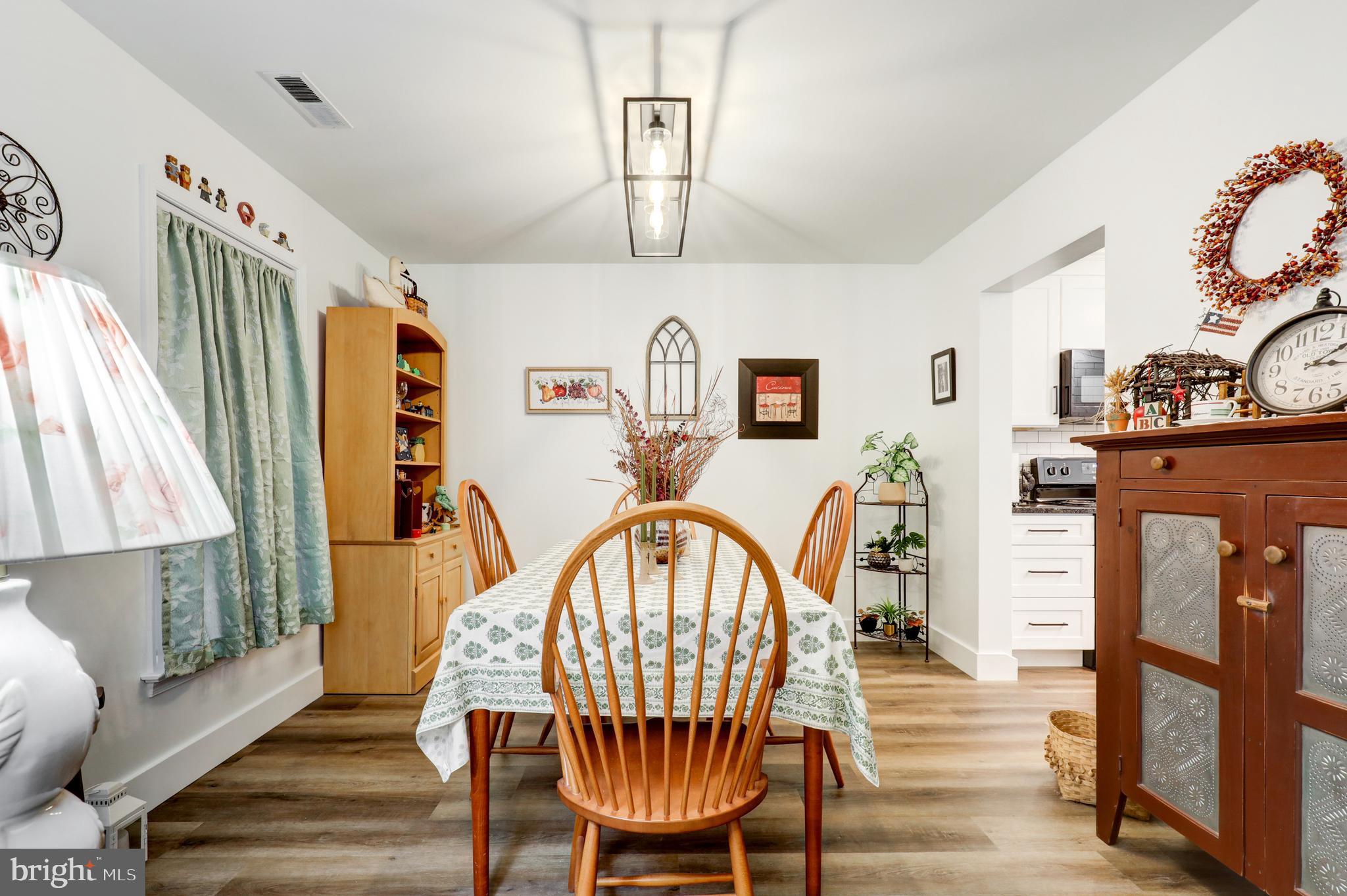 ASHLEA VILLAGE - Residential