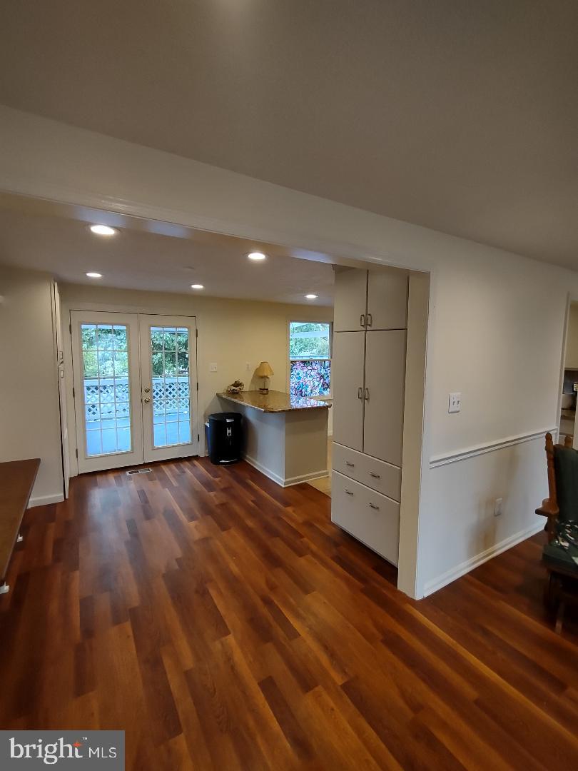 SILVER OAKS - Residential