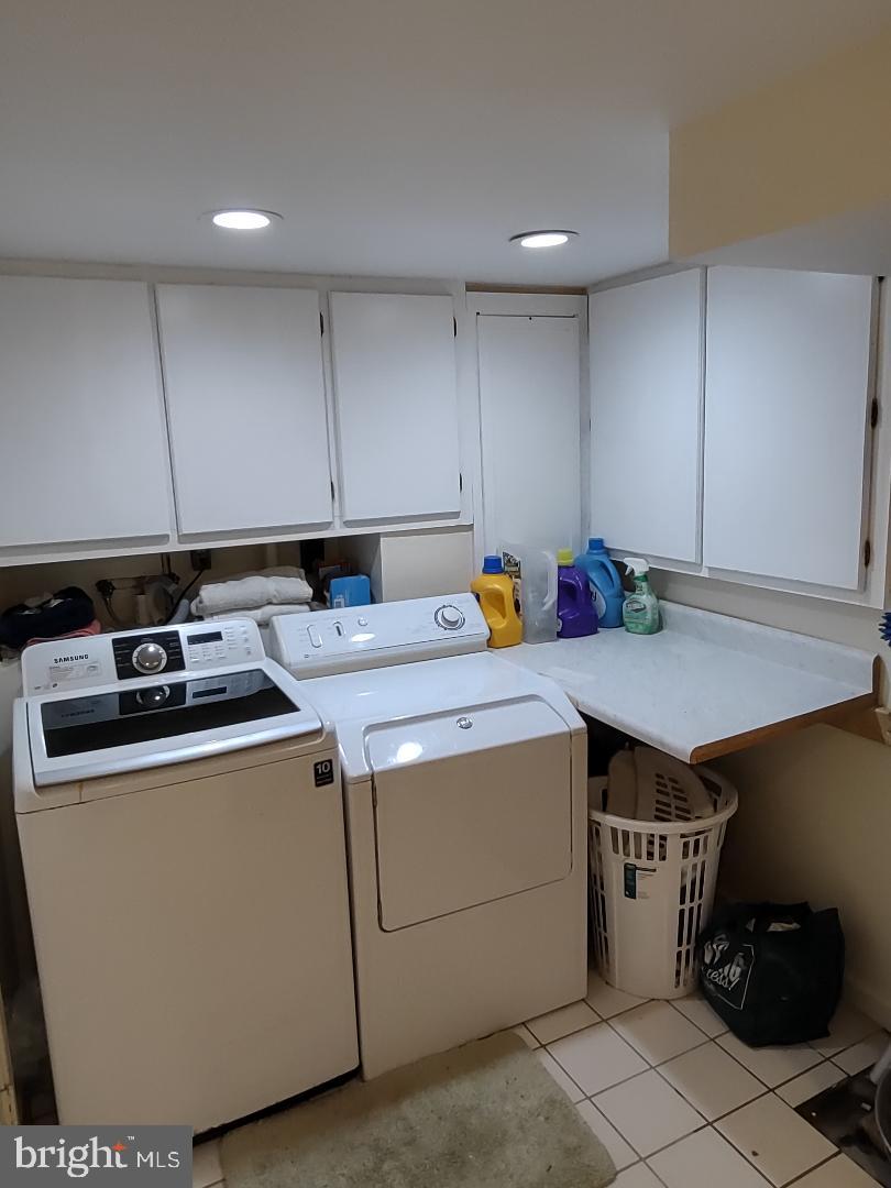 SILVER OAKS - Residential