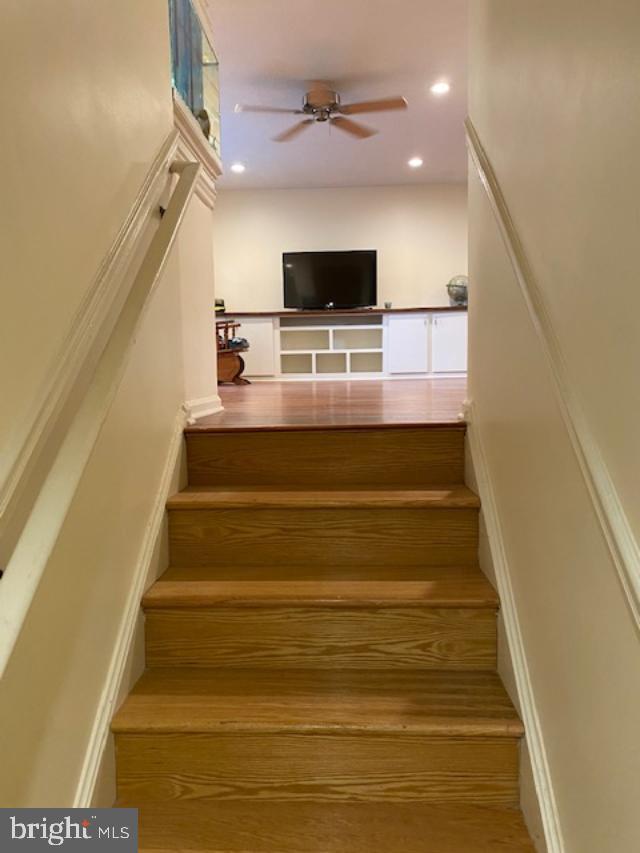 SILVER OAKS - Residential