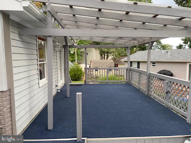 SILVER OAKS - Residential