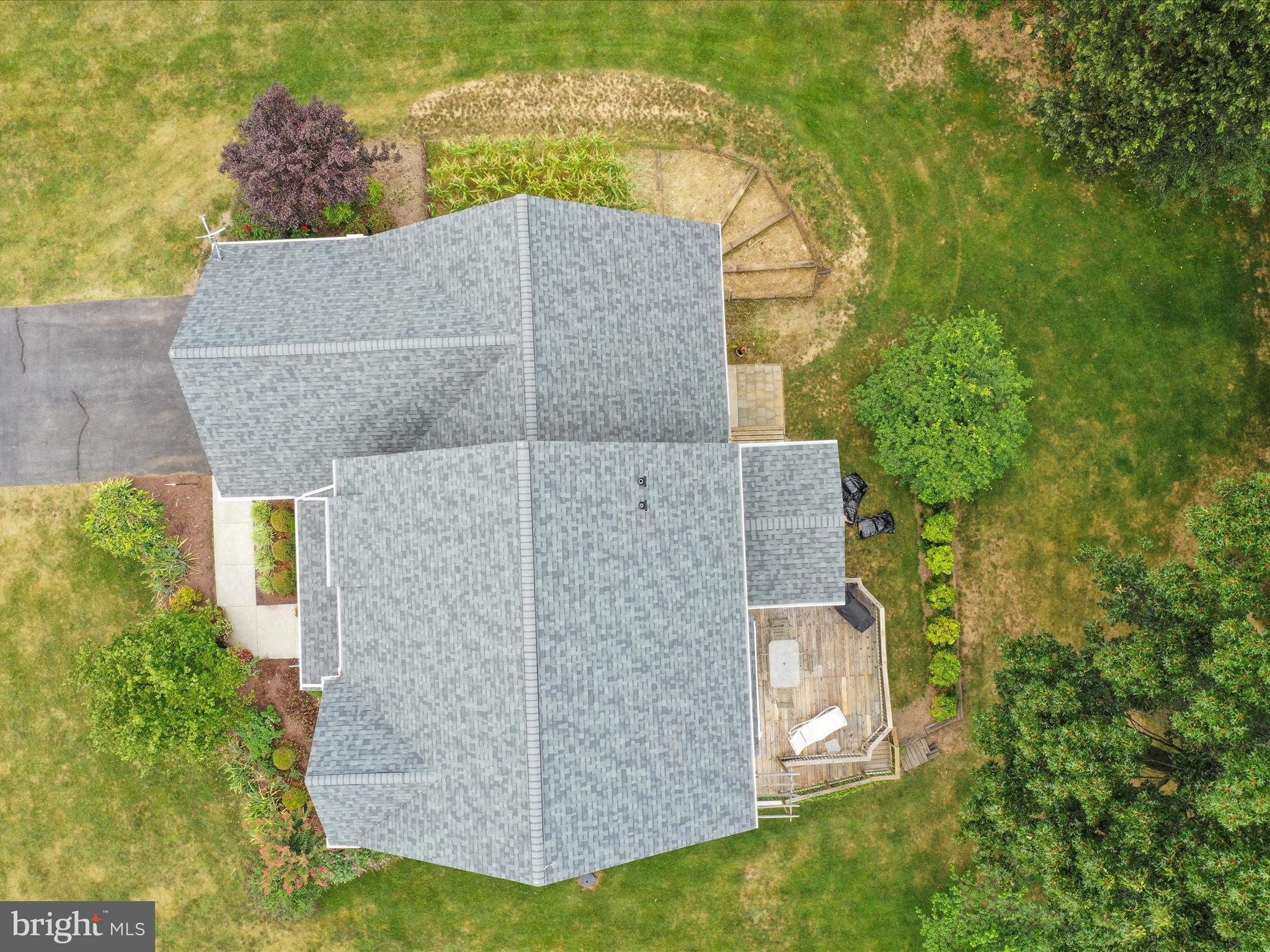 APPLE KNOLLS ESTATES - Residential