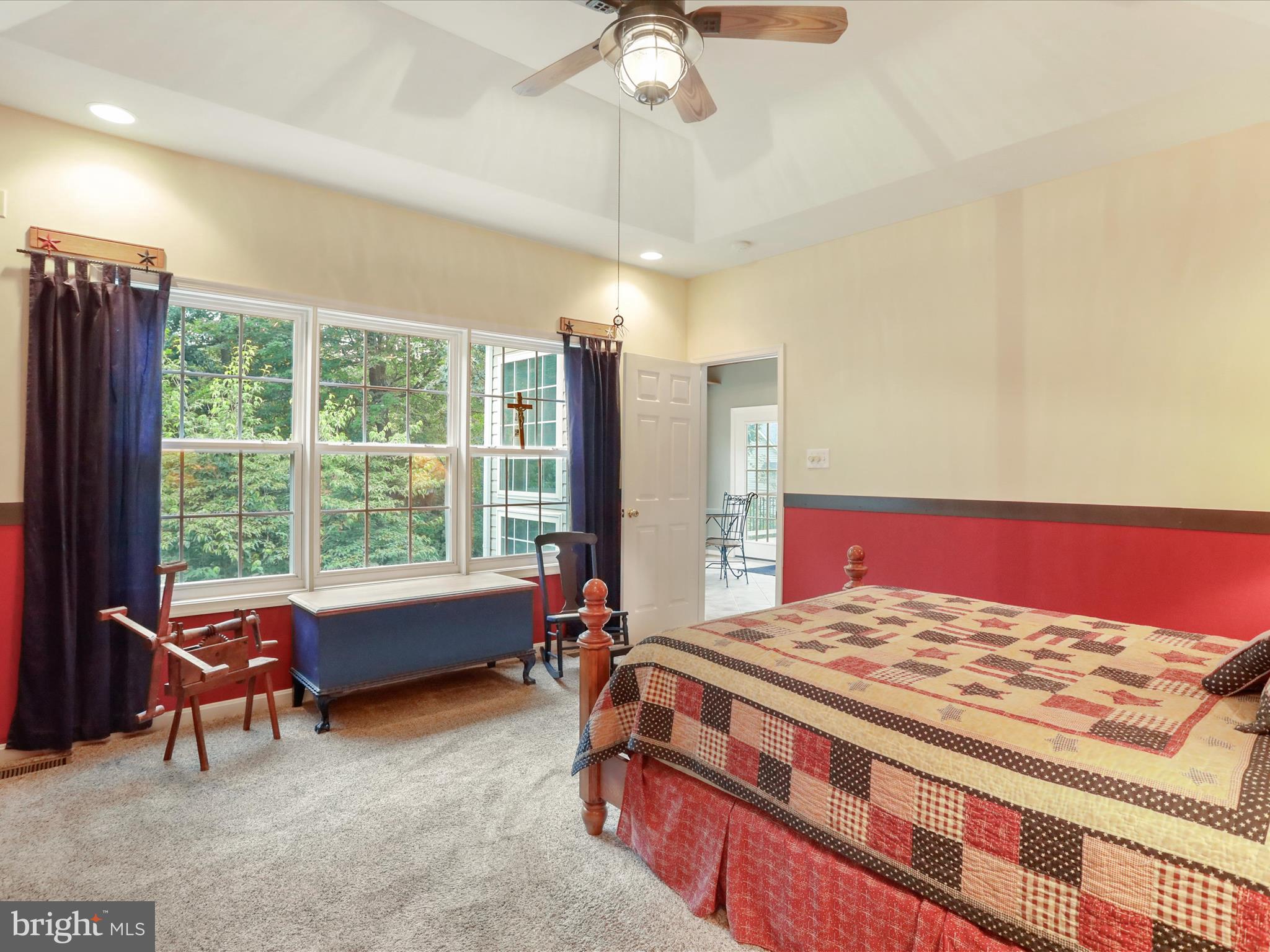 APPLE KNOLLS ESTATES - Residential