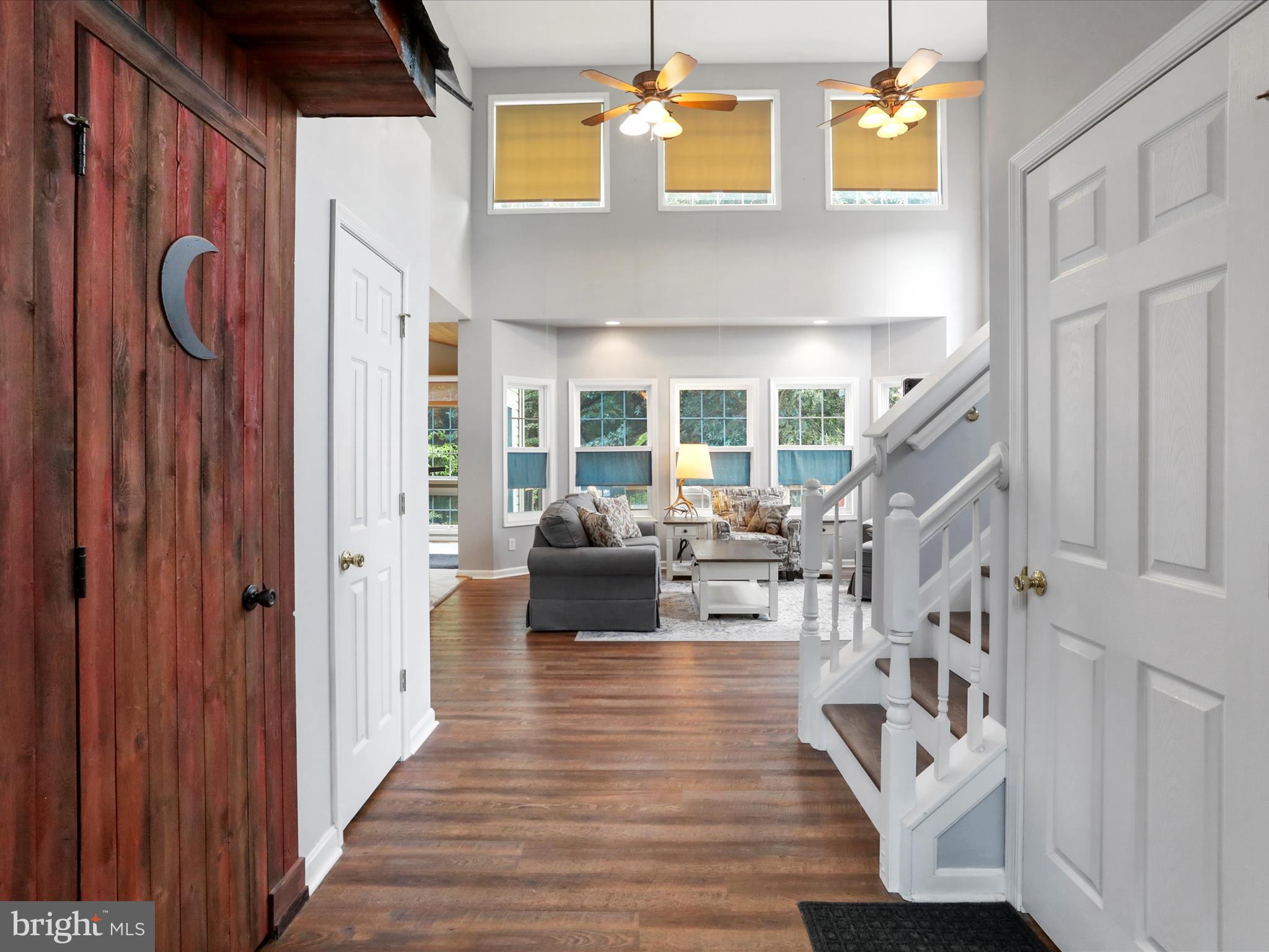 APPLE KNOLLS ESTATES - Residential