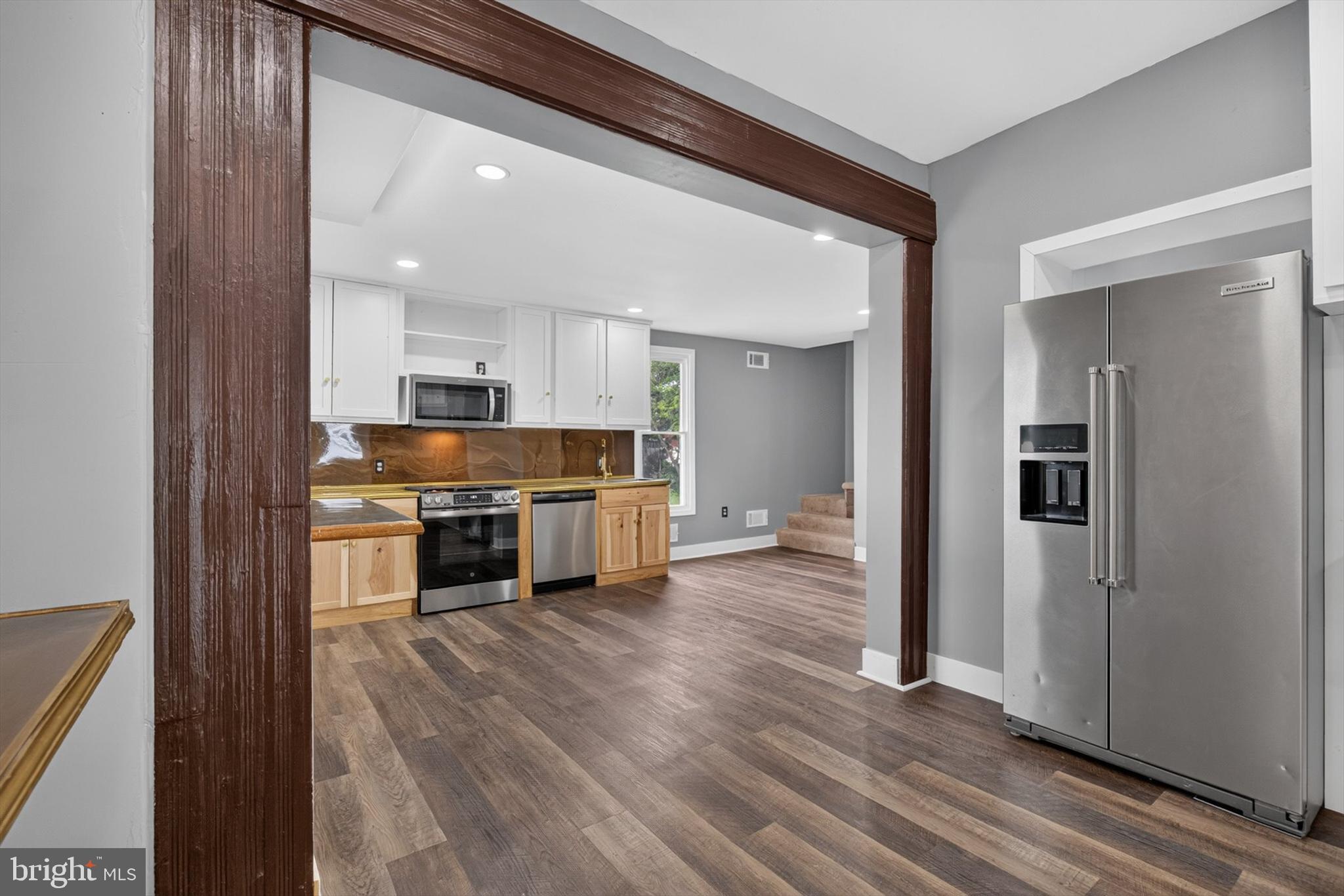 283 N LOCUST POINT ROAD