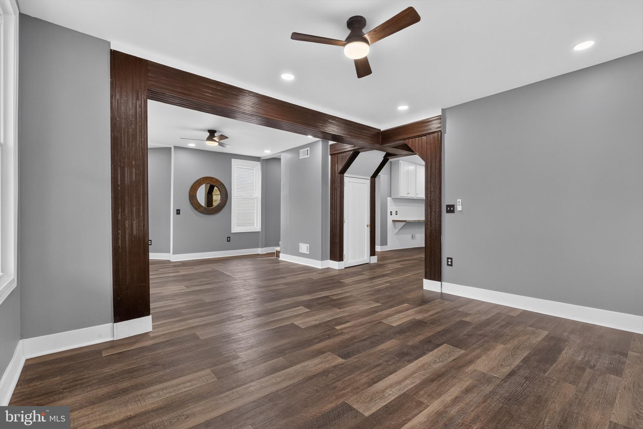 283 N LOCUST POINT ROAD