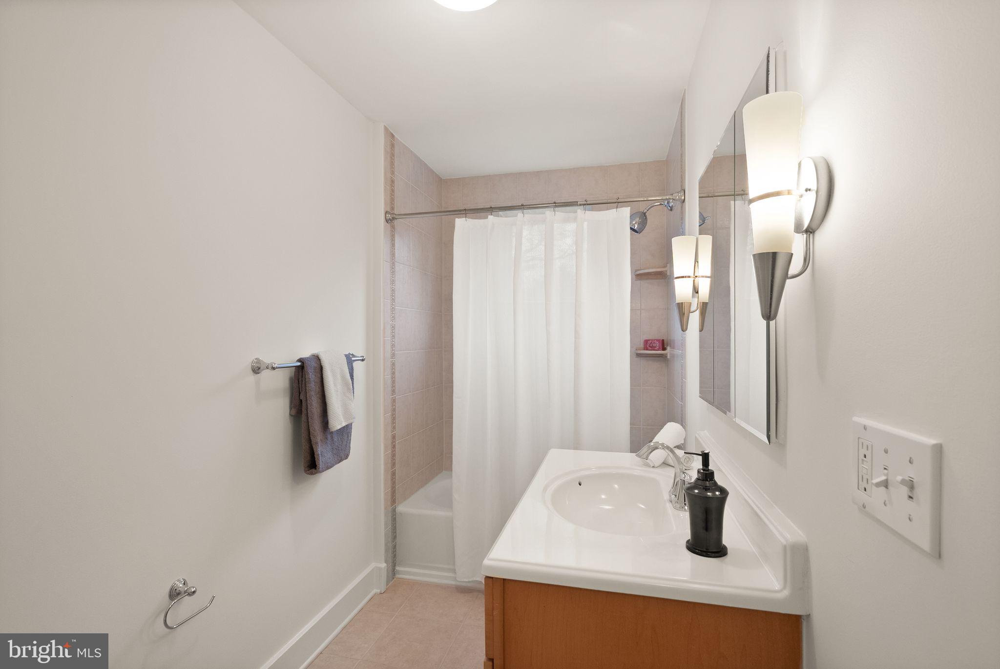 CABIN JOHN - Residential