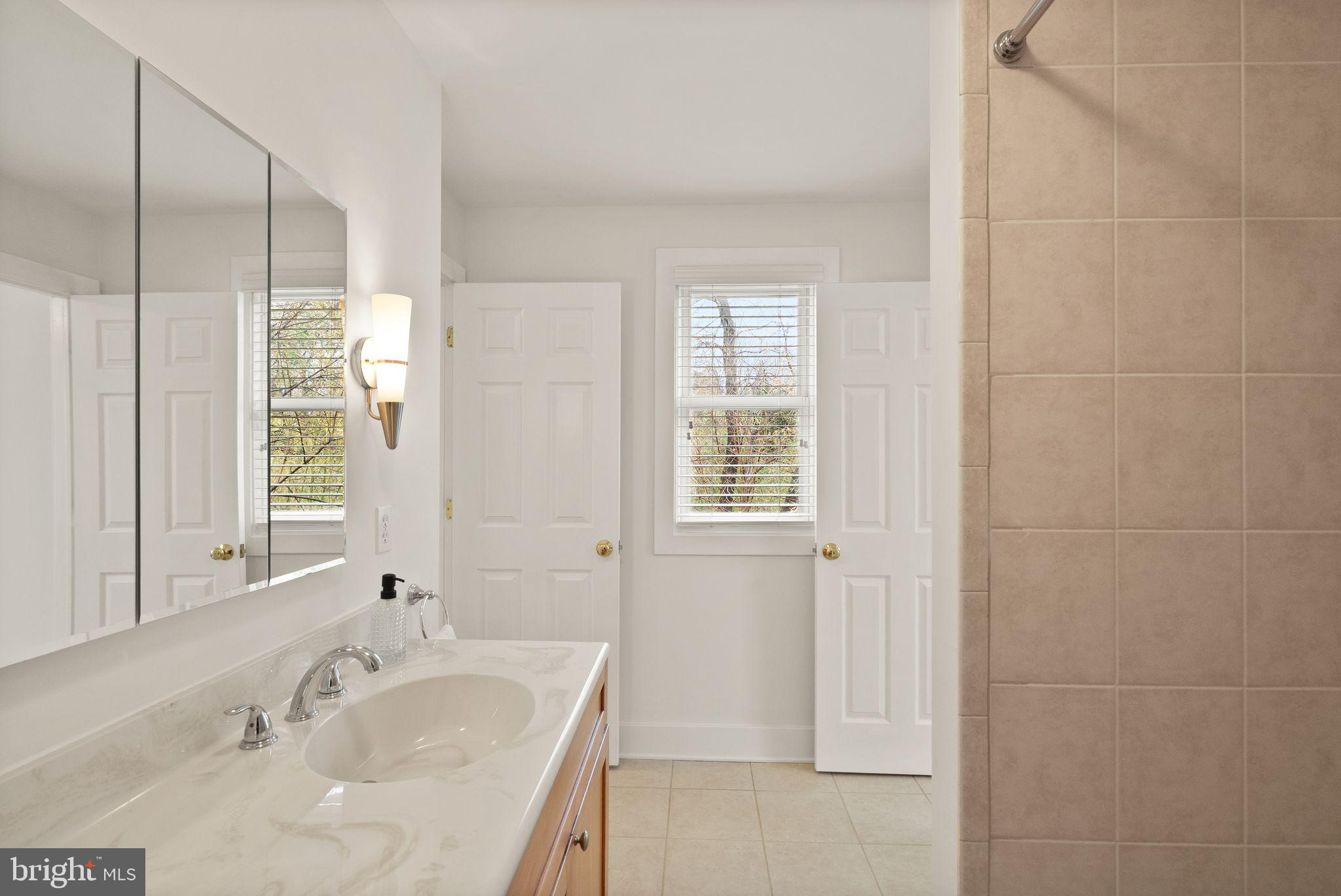 CABIN JOHN - Residential