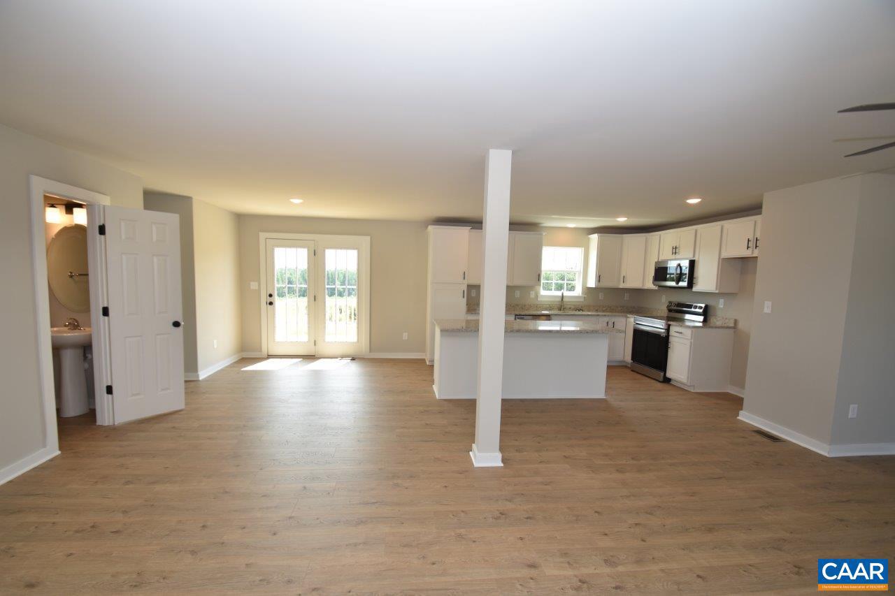 42 MARTIN VILLAGE RD 16B MV