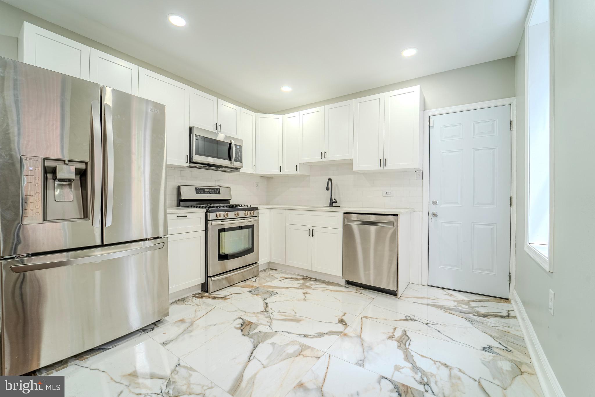 PHILADELPHIA (WEST) - Residential