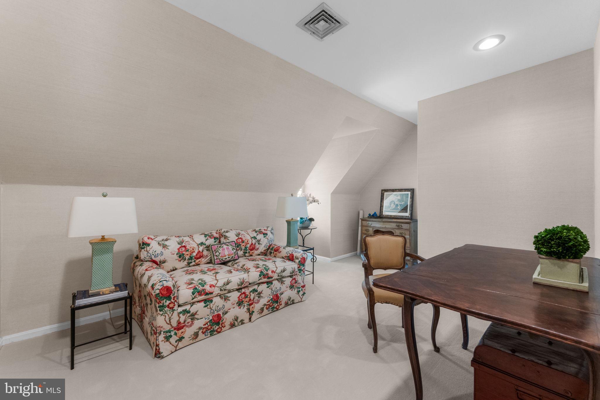 MELMORE - Residential