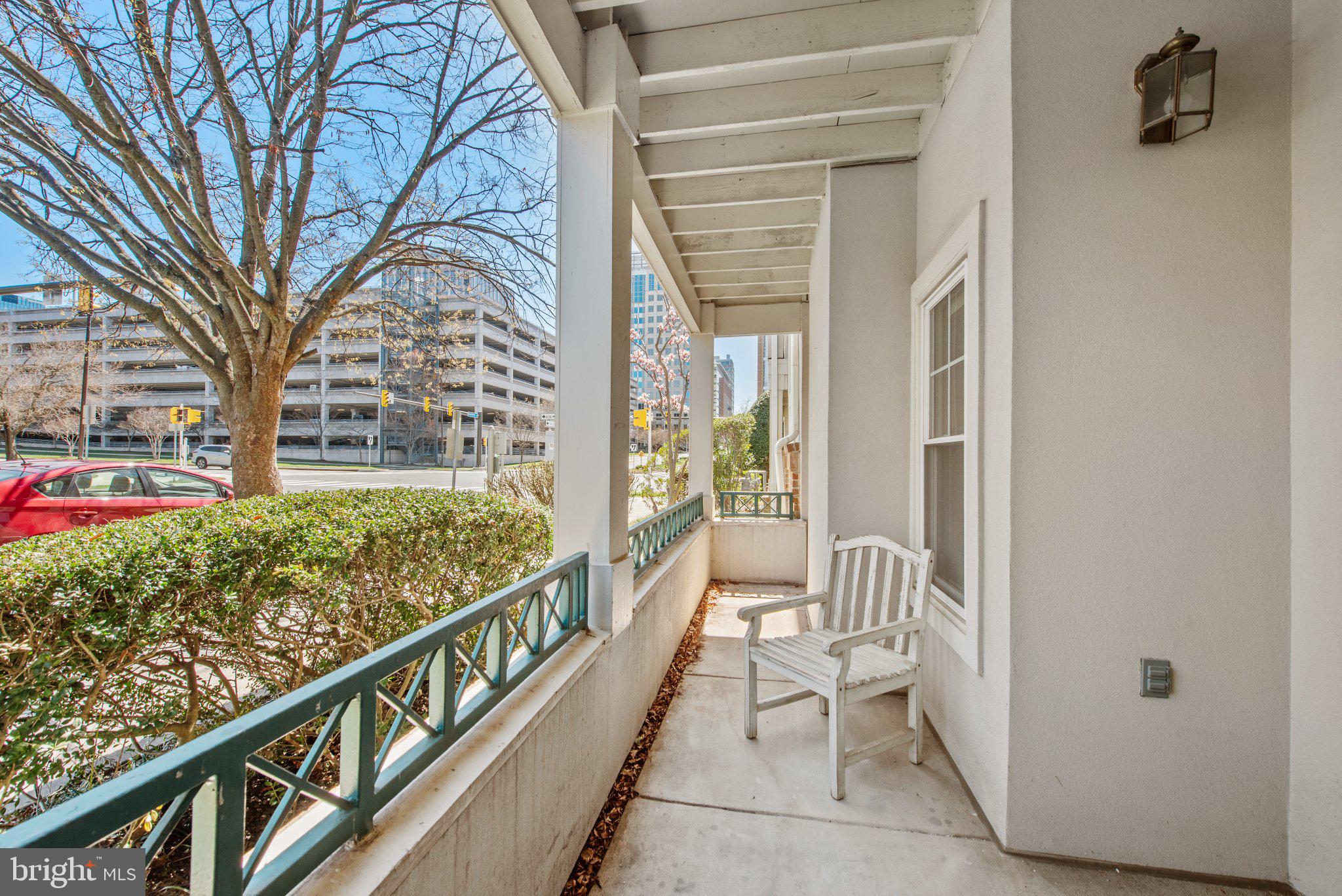 OAK PARK CONDO - Residential