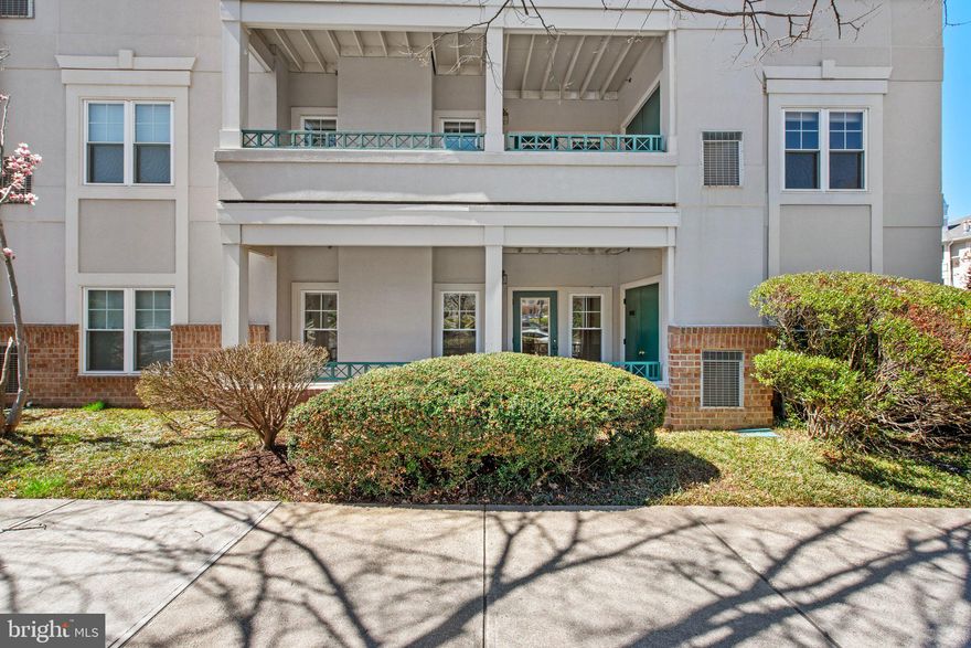 Beautiful 2-Bedroom, 2-Bathroom condo in the heart of Reston.  No steps to deal with! This ground-level unit makes it easy for you to hop in and out!
Freshly painted throughout, with brand-new carpet in both bedrooms. The primary bedroom offers an en-suite bathroom, a walk-in closet, a ceiling fan, and new carpet. The second bedroom offers a large closet, a ceiling fan, and new carpet. The spacious kitchen features granite countertops, a new microwave, and newer stainless-steel appliances. The living room offers engineered hardwood floors and a cozy gas fireplace. The dining room offers generous space for a large dining table and a door leading to the large patio.   Washer & Dryer are in the unit, and the unit comes with its own storage closet across the hall. Oak Park amenities include a pool, fitness center, and on-site management.
Located just across the street from Reston Town Center, with easy access to everything the Town Center has to offer.  Turnkey, low-maintenance, and in one of Reston’s most walkable pockets.