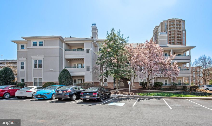 Beautiful 2-Bedroom, 2-Bathroom condo in the heart of Reston. Freshly painted throughout, with brand-new carpet in both bedrooms. The primary bedroom offers an en-suite bathroom, a walk-in closet, a ceiling fan, and new carpet. The second bedroom offers a large closet, a ceiling fan, and new carpet. The spacious kitchen features granite countertops, a new microwave, and newer stainless-steel appliances. The living room offers laminate plank floors and a cozy gas fireplace. The dining room offers generous space for a large dining table and a door leading to the large patio.   Washer & Dryer are in the unit, and the unit comes with its own storage closet across the hall. Oak Park amenities include a pool, fitness center, and on-site management.
Located just across the street from Reston Town Center, with easy access to everything the Town Center has to offer.  Turnkey, low-maintenance, and in one of Reston’s most walkable pockets.