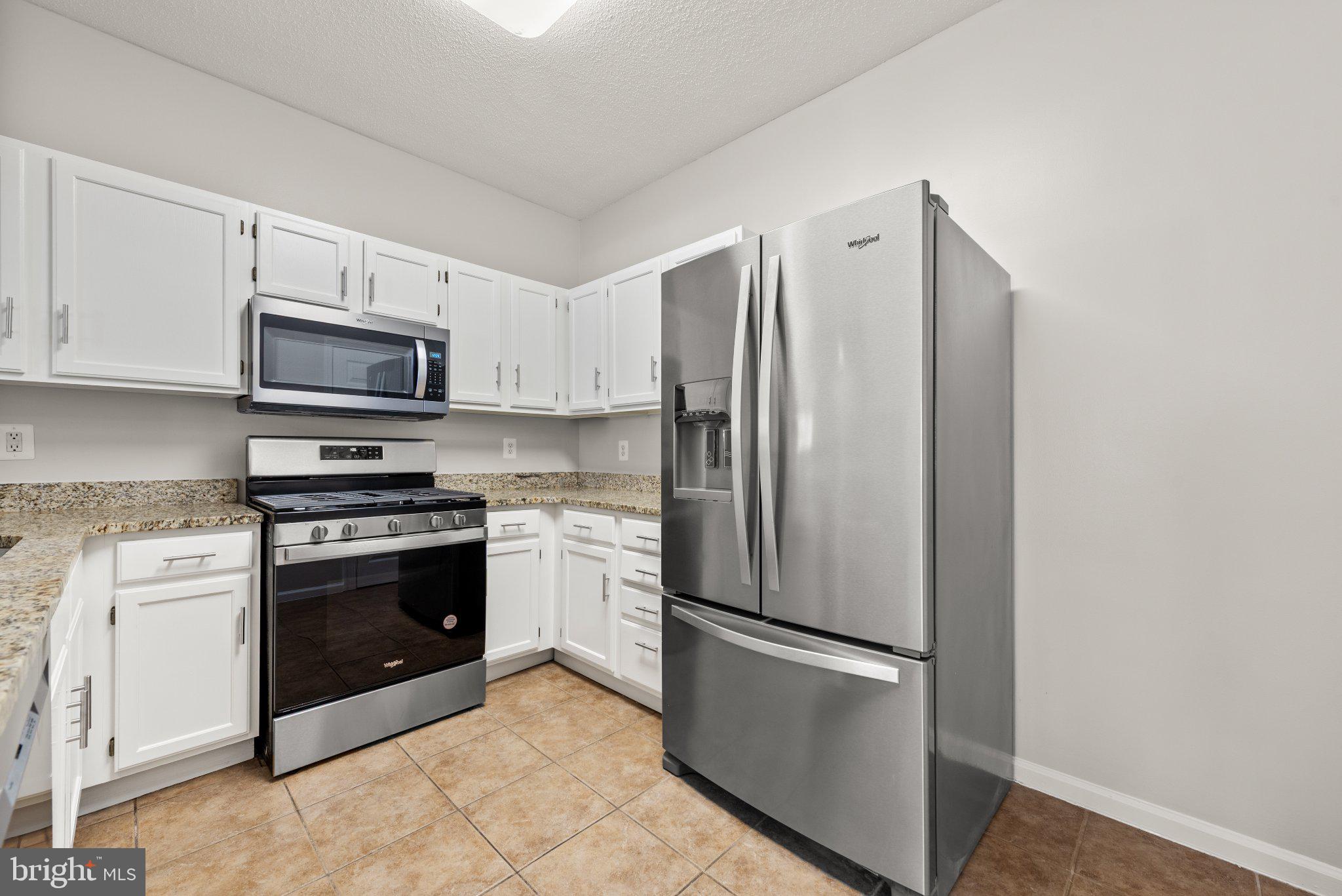 OAK PARK CONDO - Residential