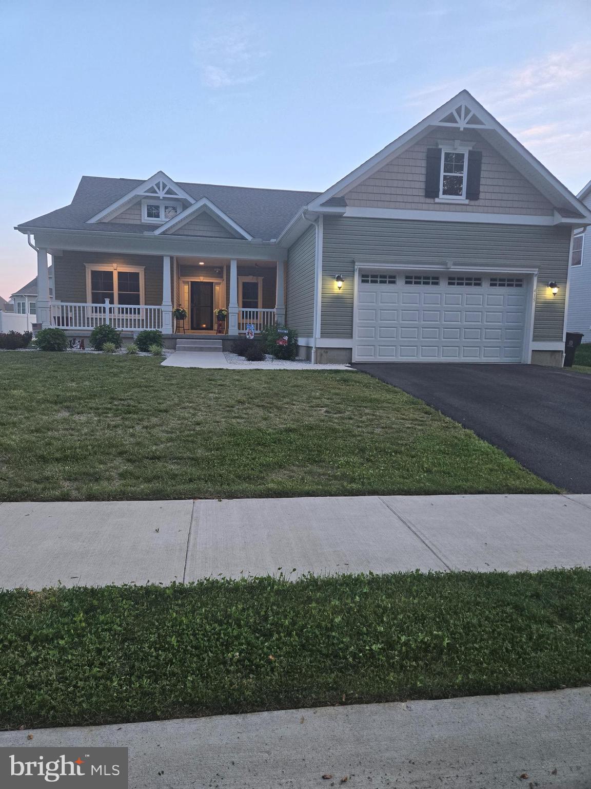 415 HORSE TRAIL LANE