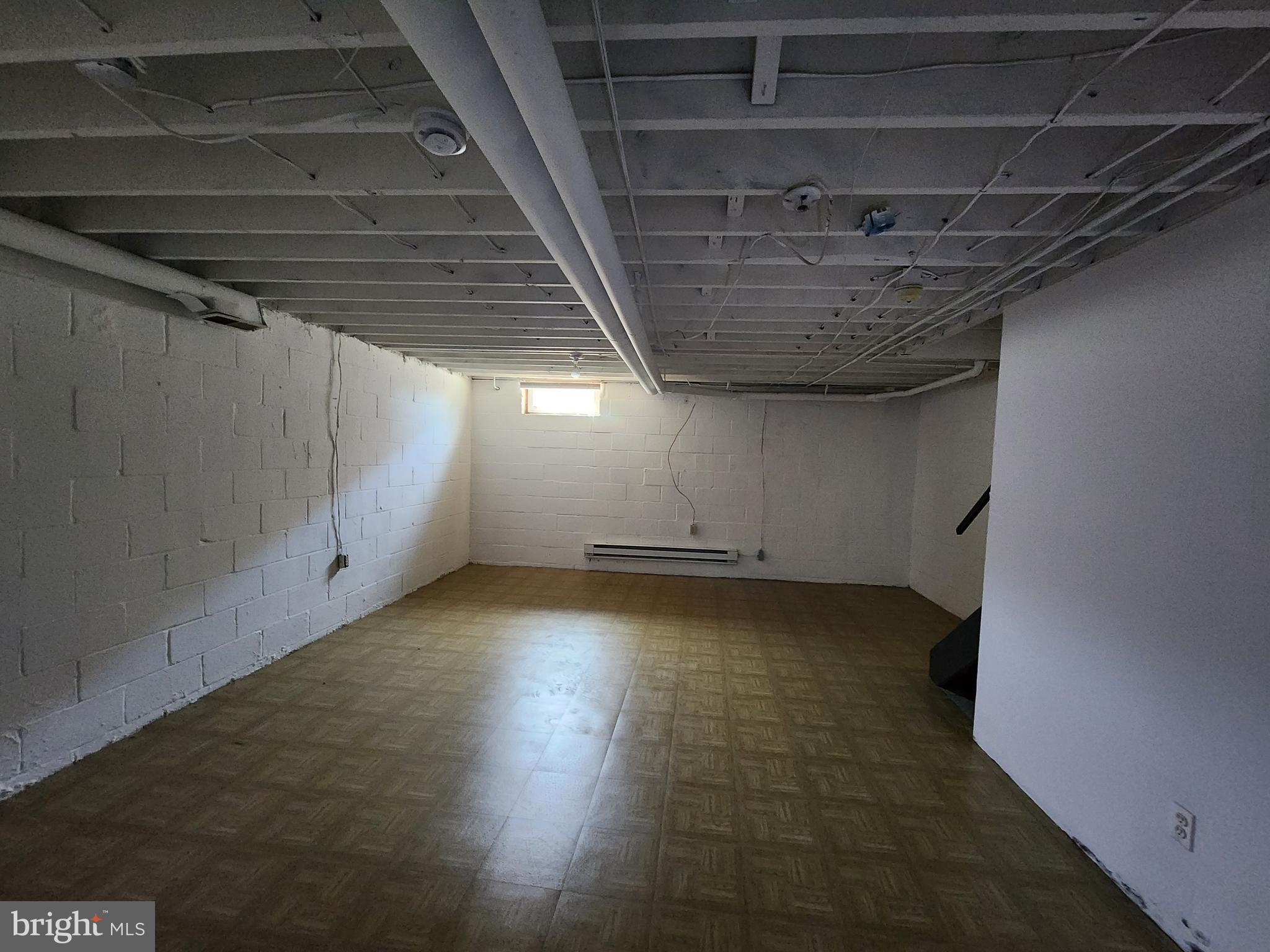 JOHNSTON SQUARE - Residential