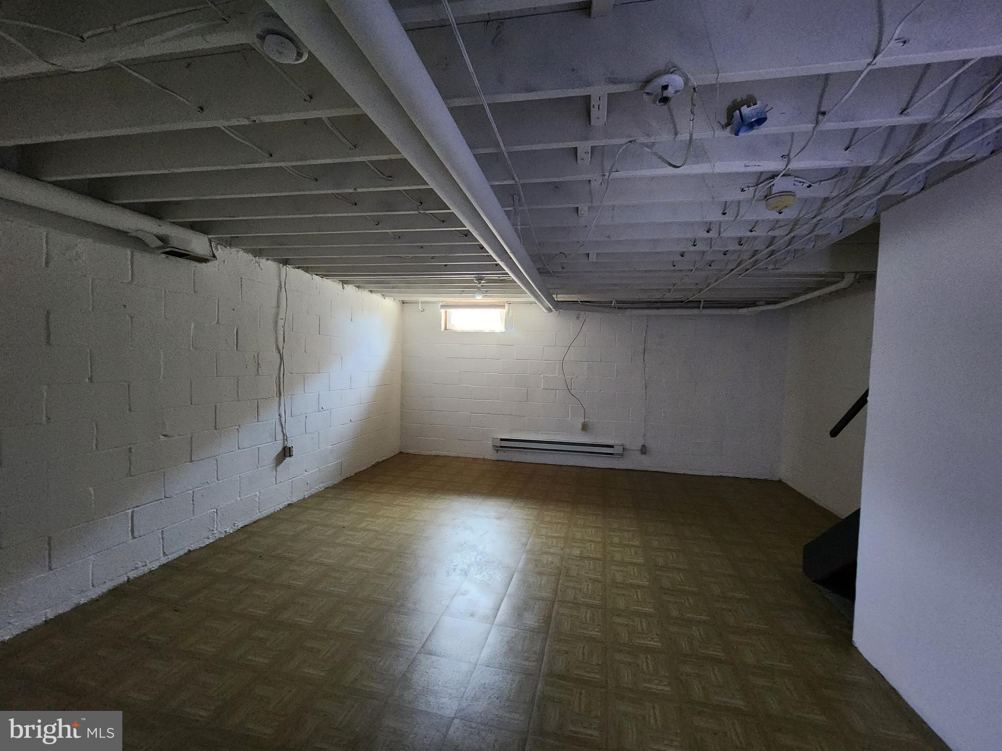 JOHNSTON SQUARE - Residential