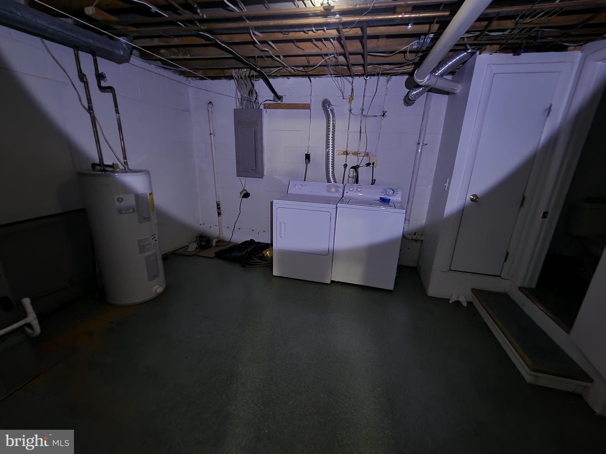 JOHNSTON SQUARE - Residential