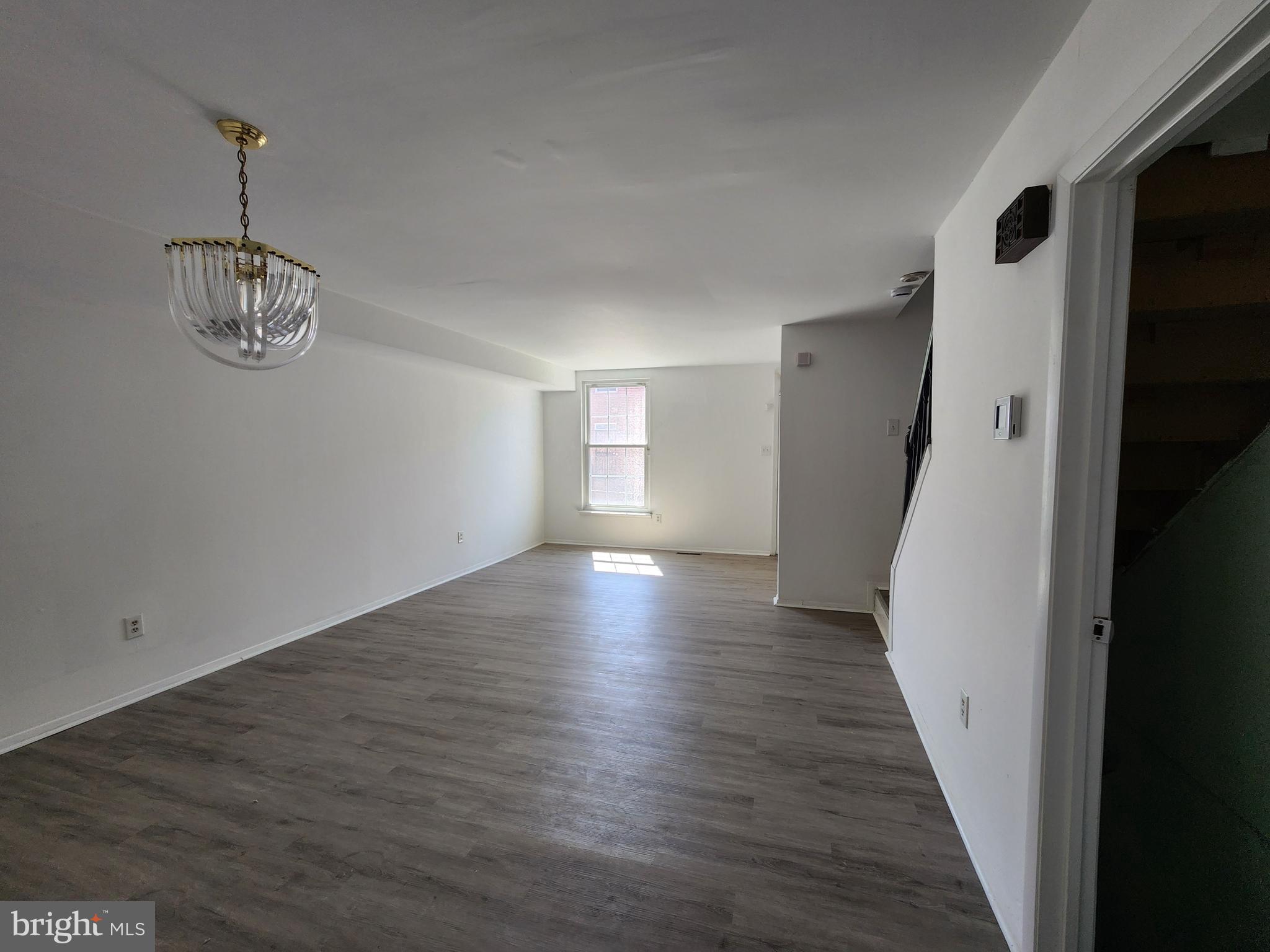 JOHNSTON SQUARE - Residential