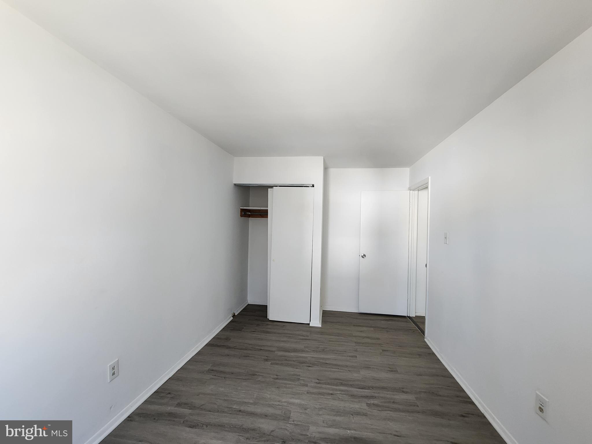 JOHNSTON SQUARE - Residential