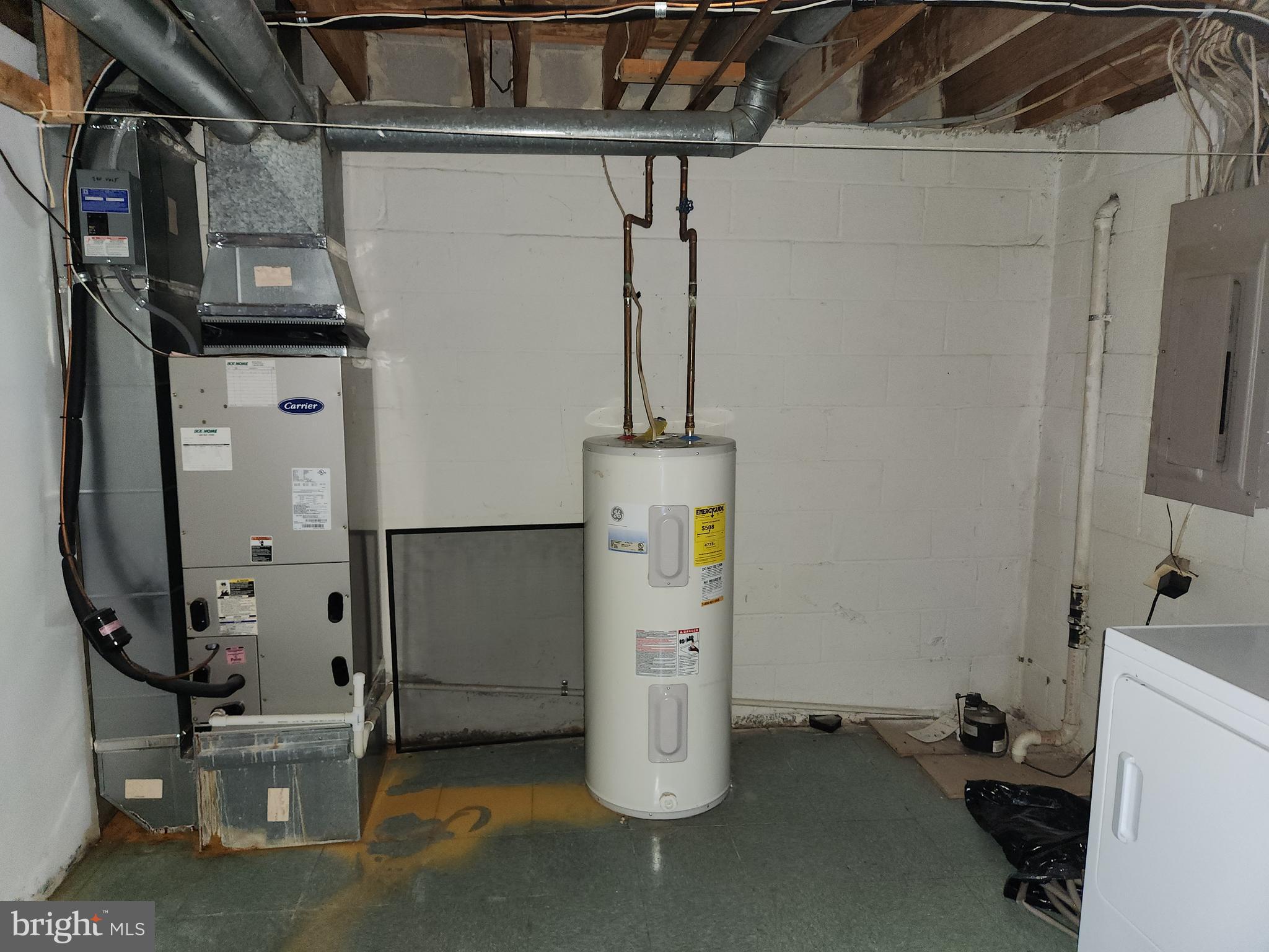 JOHNSTON SQUARE - Residential