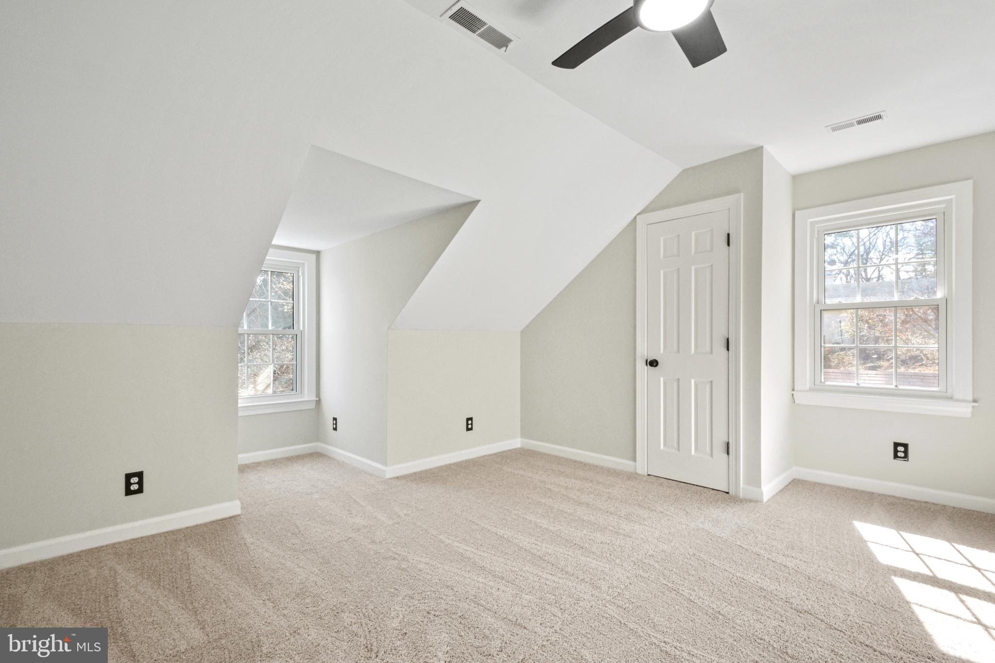 MERIWETHER HILL - Residential