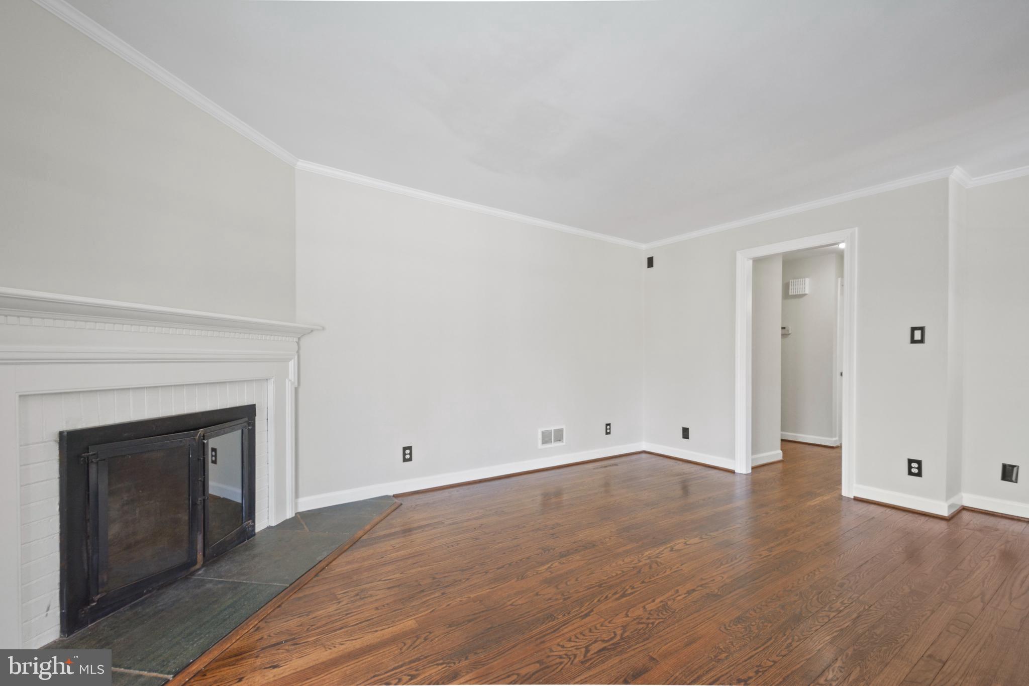 MERIWETHER HILL - Residential