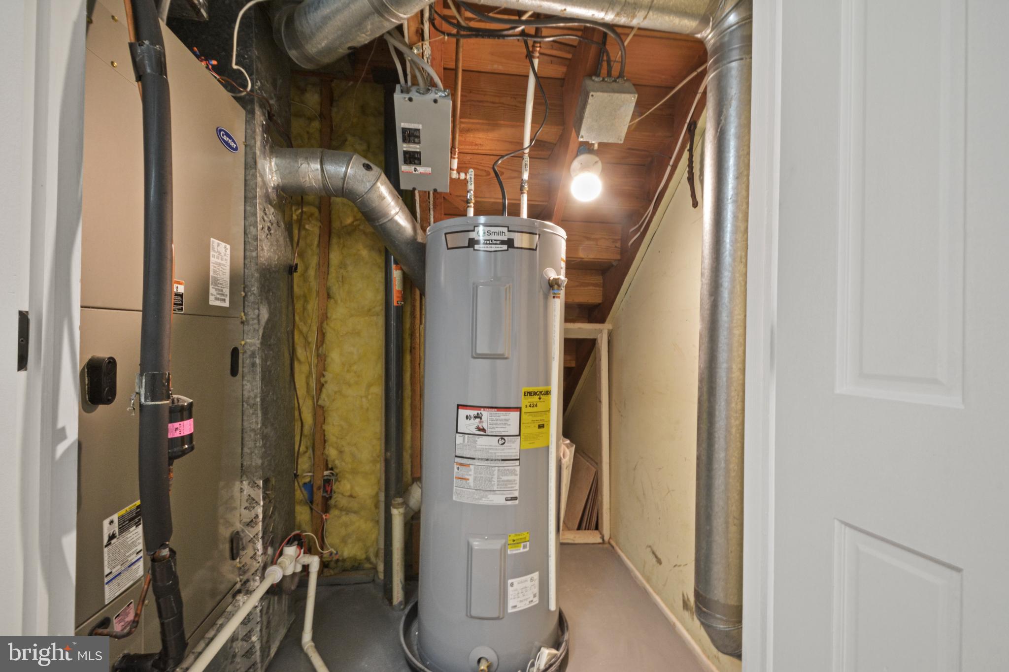 MERIWETHER HILL - Residential