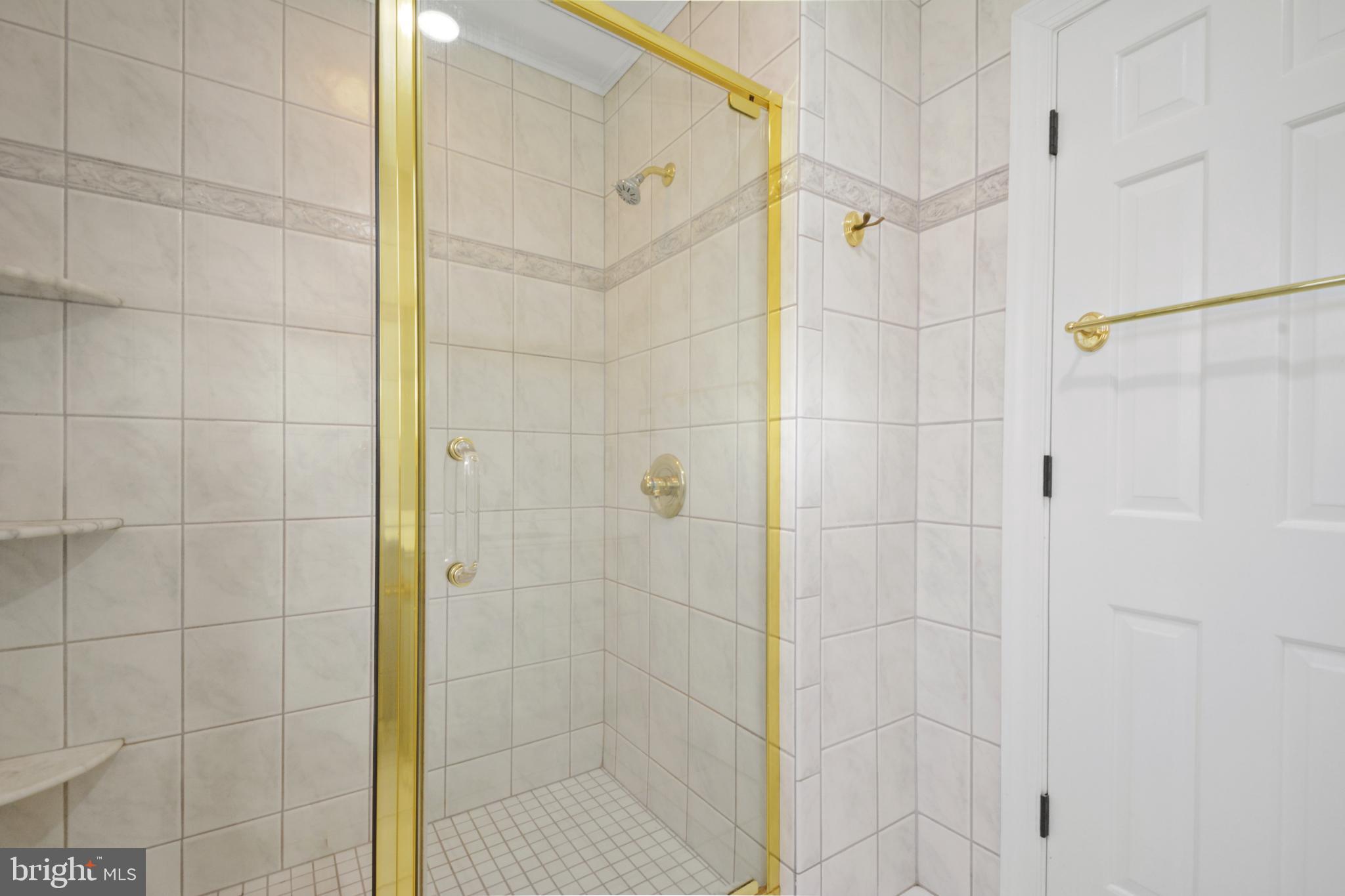 MERIWETHER HILL - Residential