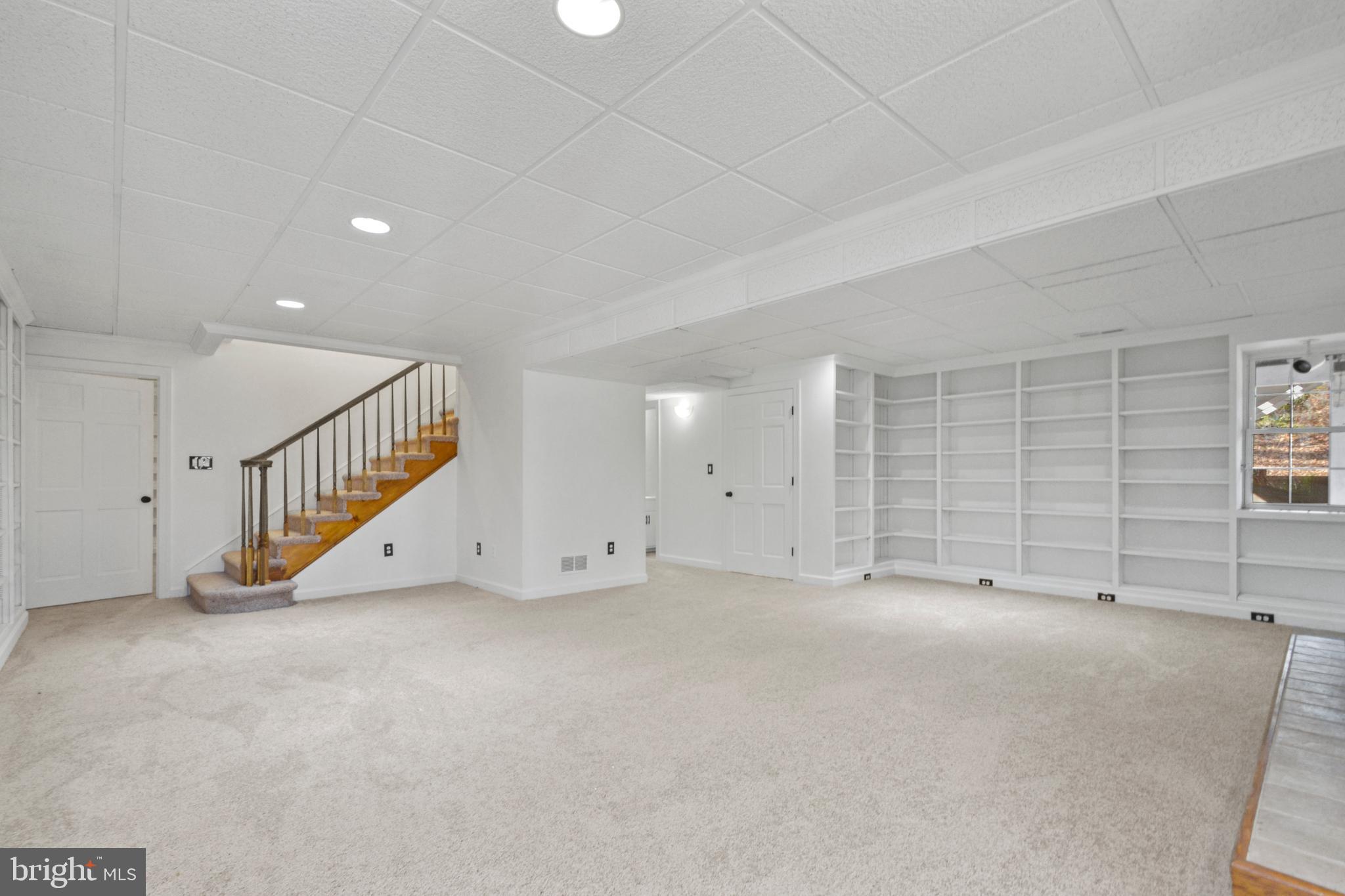 MERIWETHER HILL - Residential