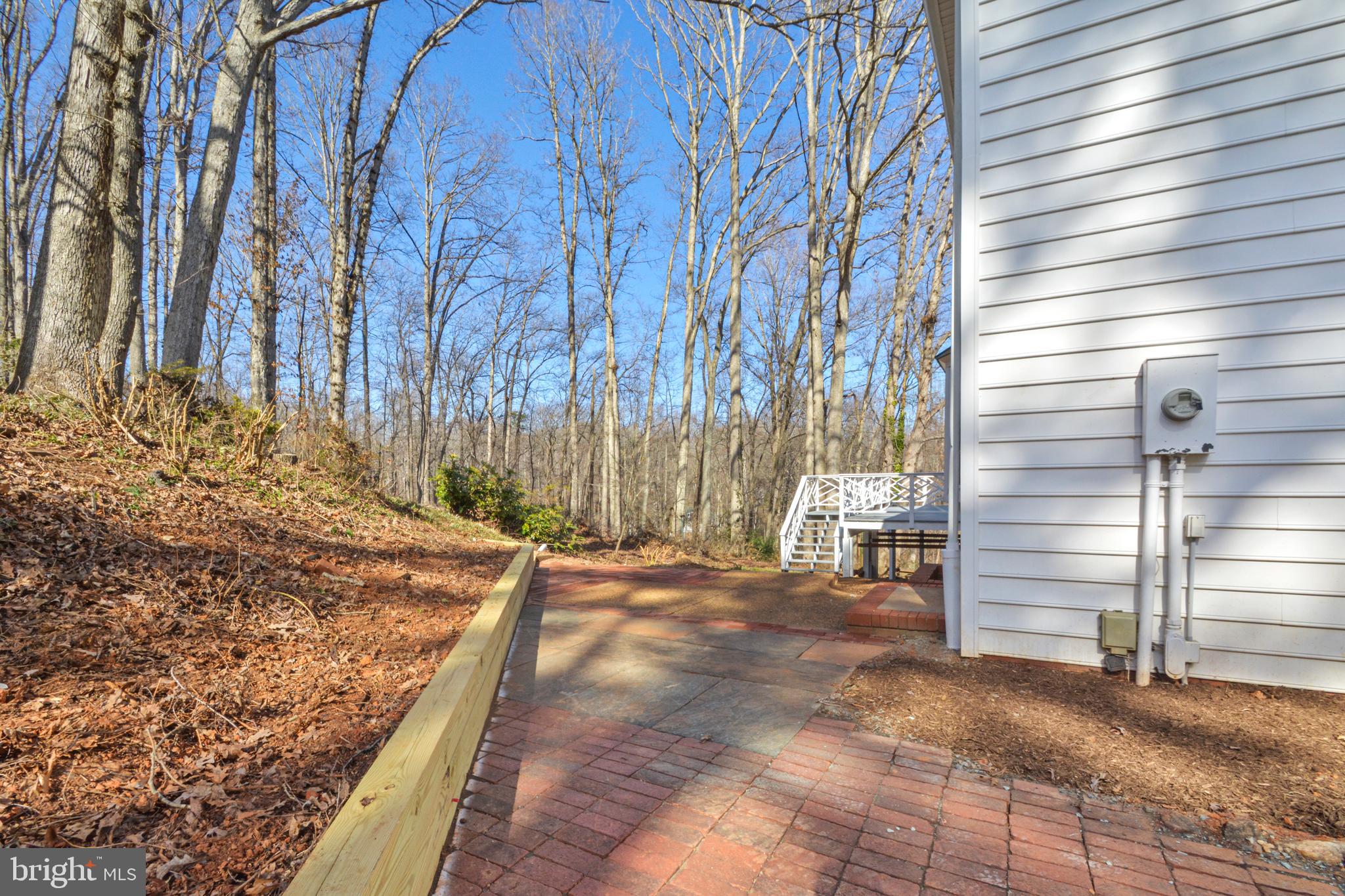 MERIWETHER HILL - Residential