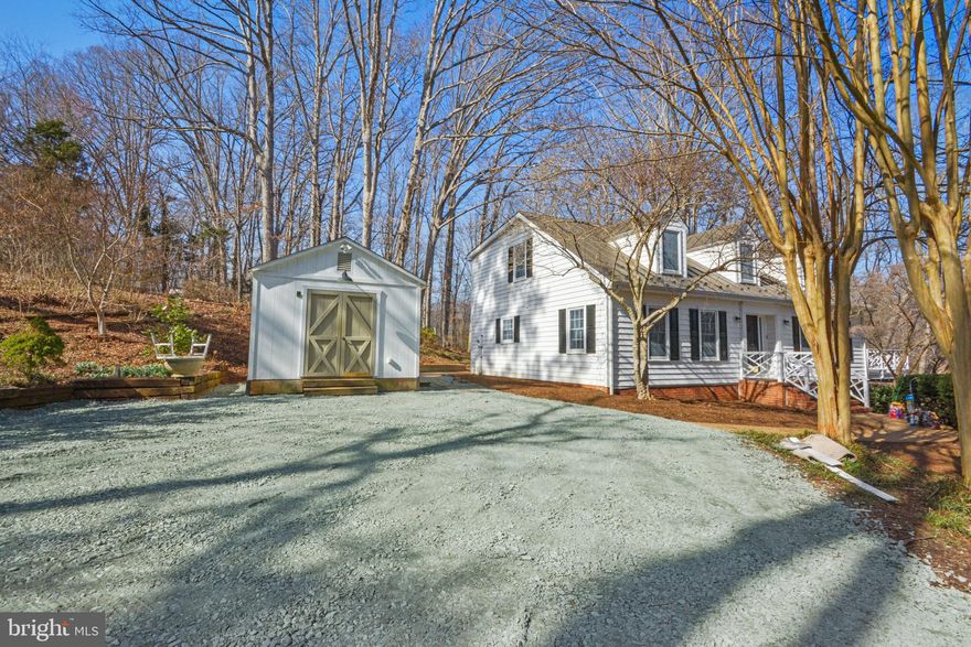 BEAUTIFUL 4 BEDROOM, 3 1/2 BATH HOME IN CHARLOTTESVILLE VA ! FRESHLY PAINTED, STAINLESS STEEL APPLIANCES, NEW CARPET, FINISHED WALKOUT BASEMENT, LARGE DECK, WOOD BURNING FIREPLACES, STORAGE SHED, AND MORE! YOU WILL NOT BE DISAPPOINTED!  READY TO MOVE IN TO, CONTACT AGENT TODAY!