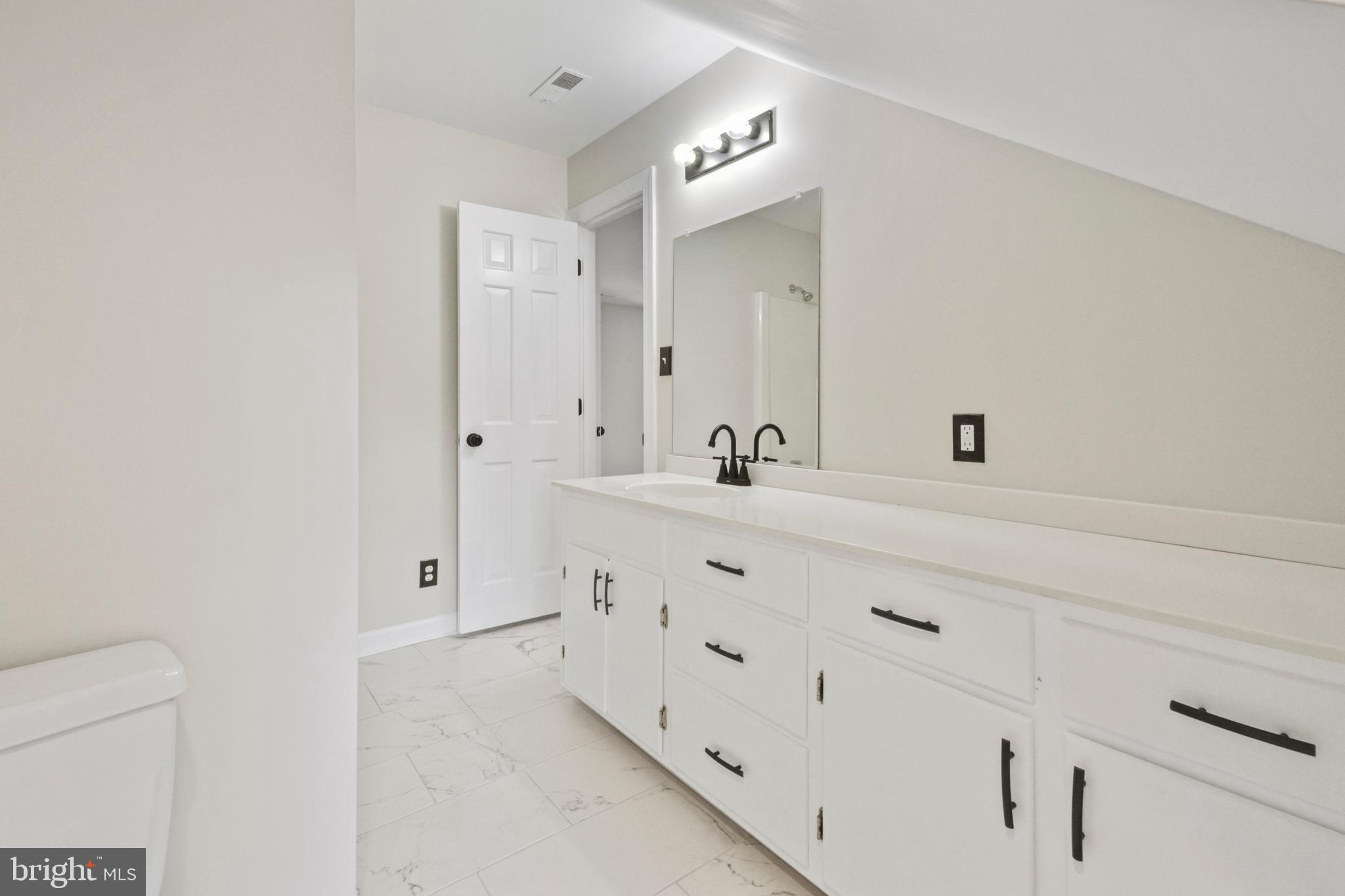 MERIWETHER HILL - Residential