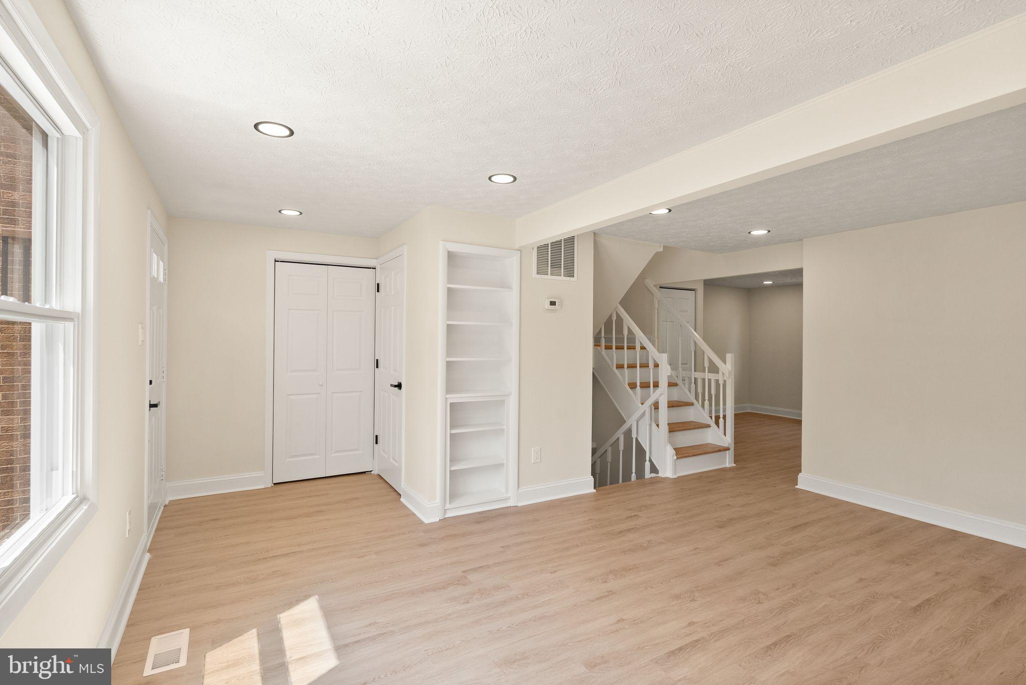 8085 STEEPLE CHASE COURT