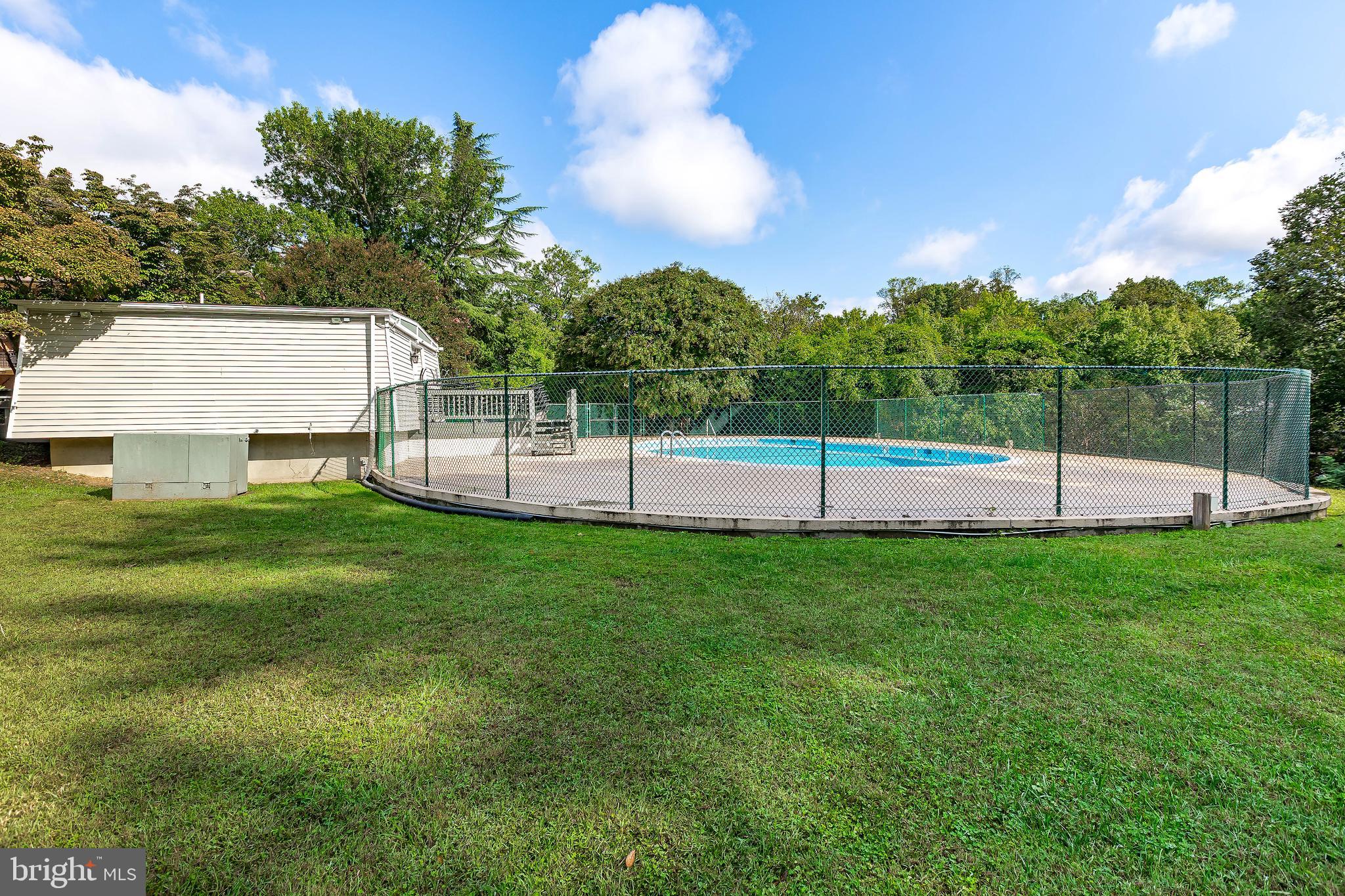 SUMNER COURT CODM - Residential Lease